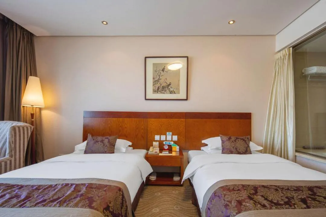 Super House International