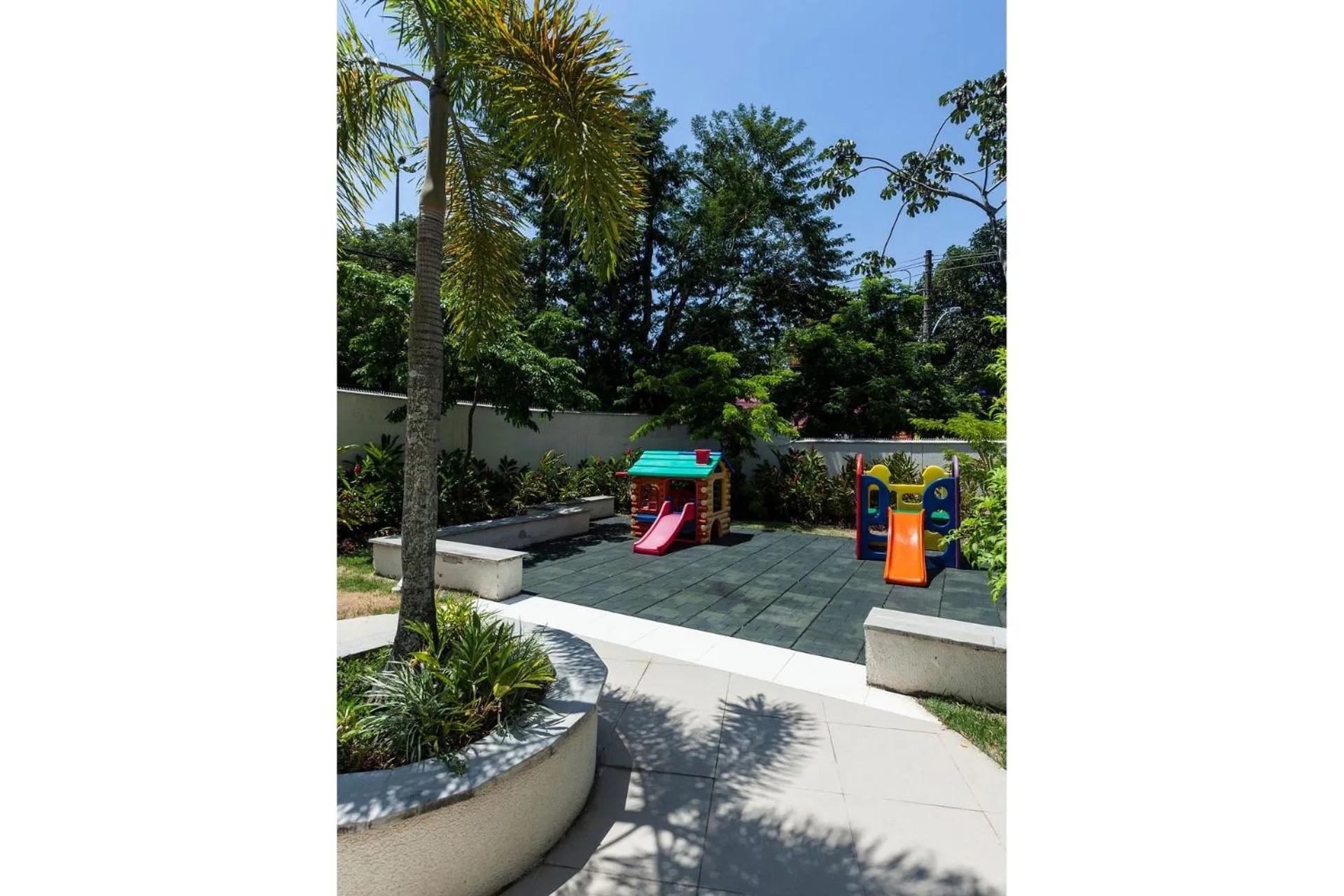 Children play ground in RioStay Residence - Riocentro