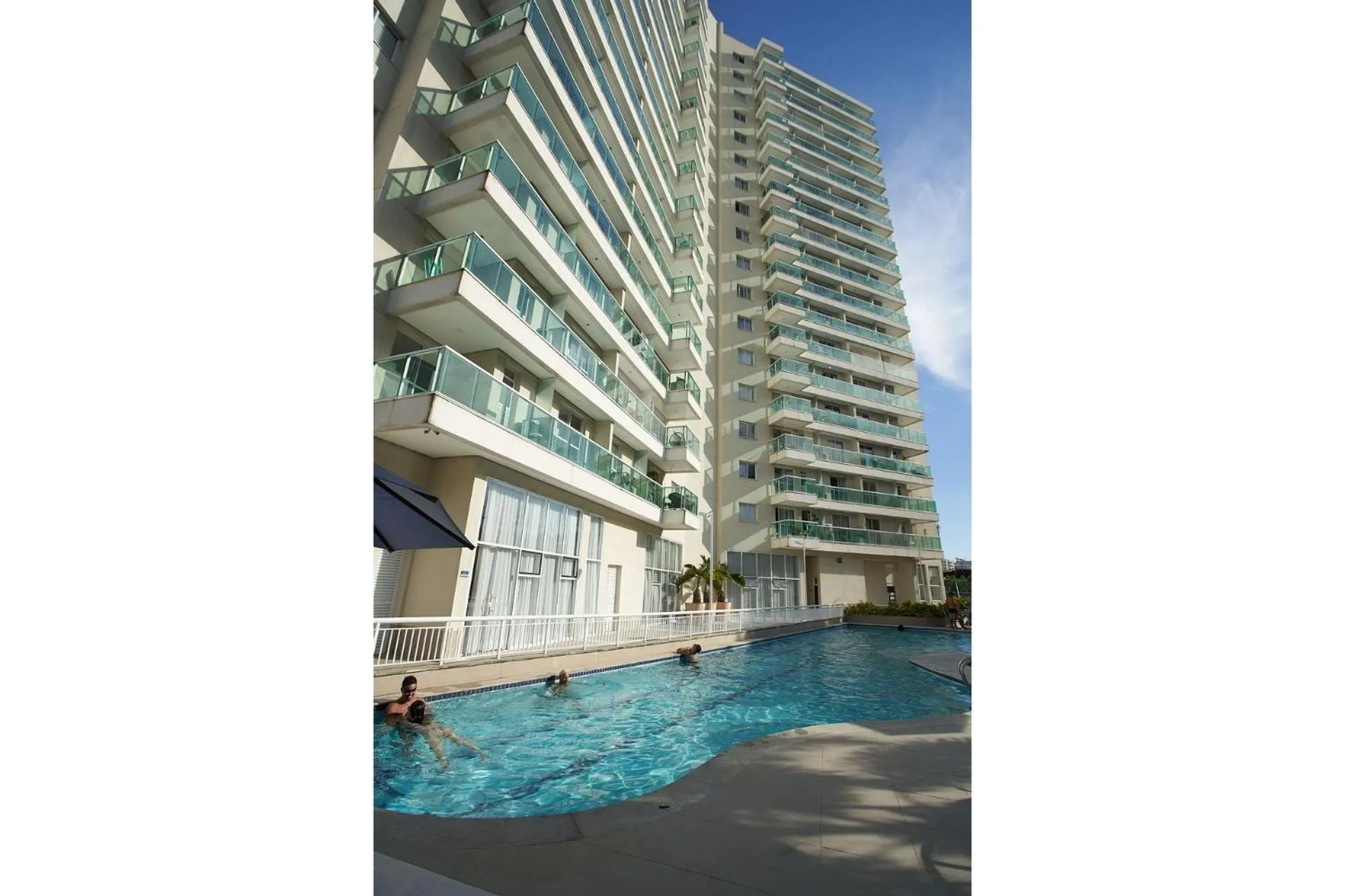 Swimming pool in RioStay Residence - Riocentro