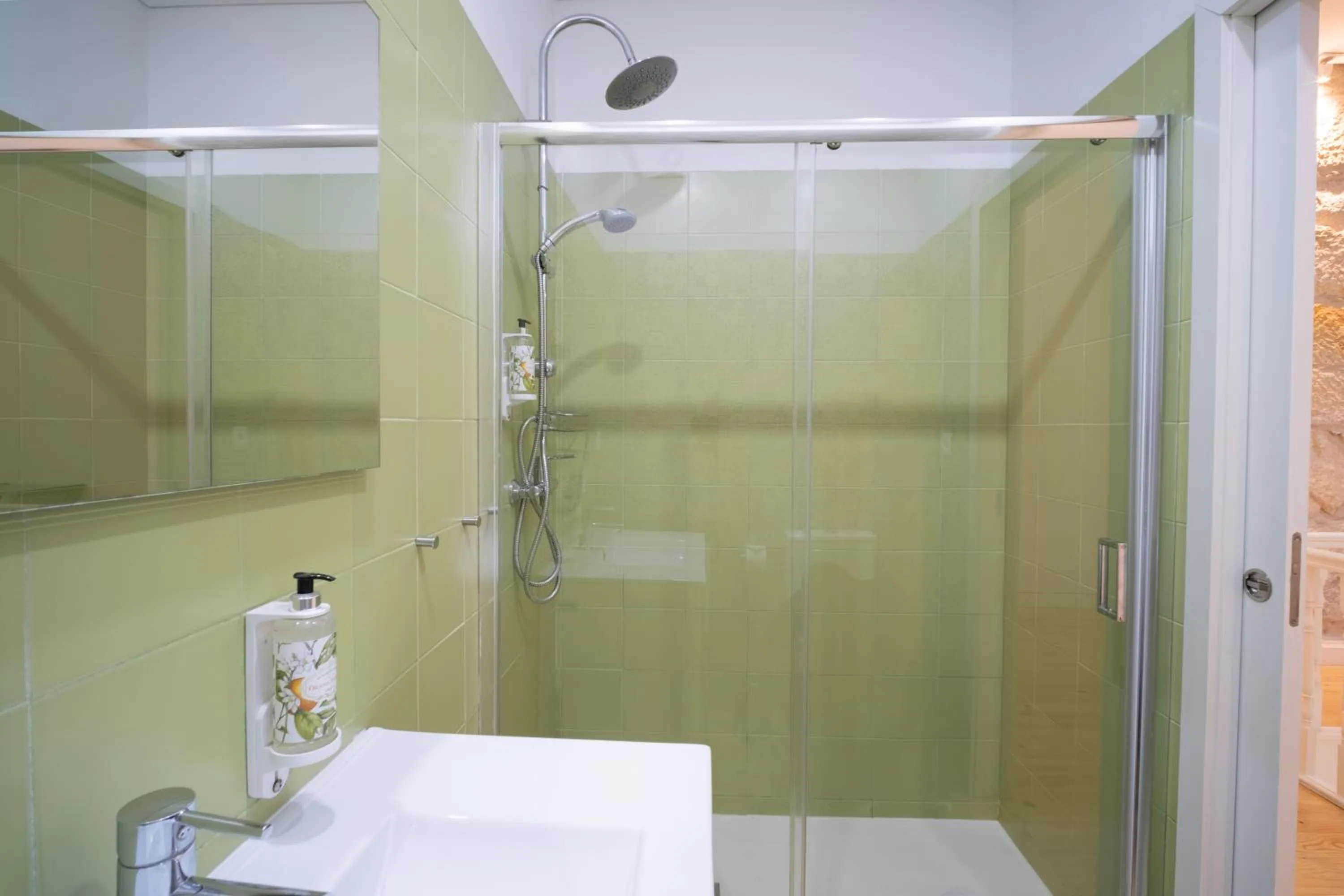 Bathroom in Bonfim 234 Townhouse