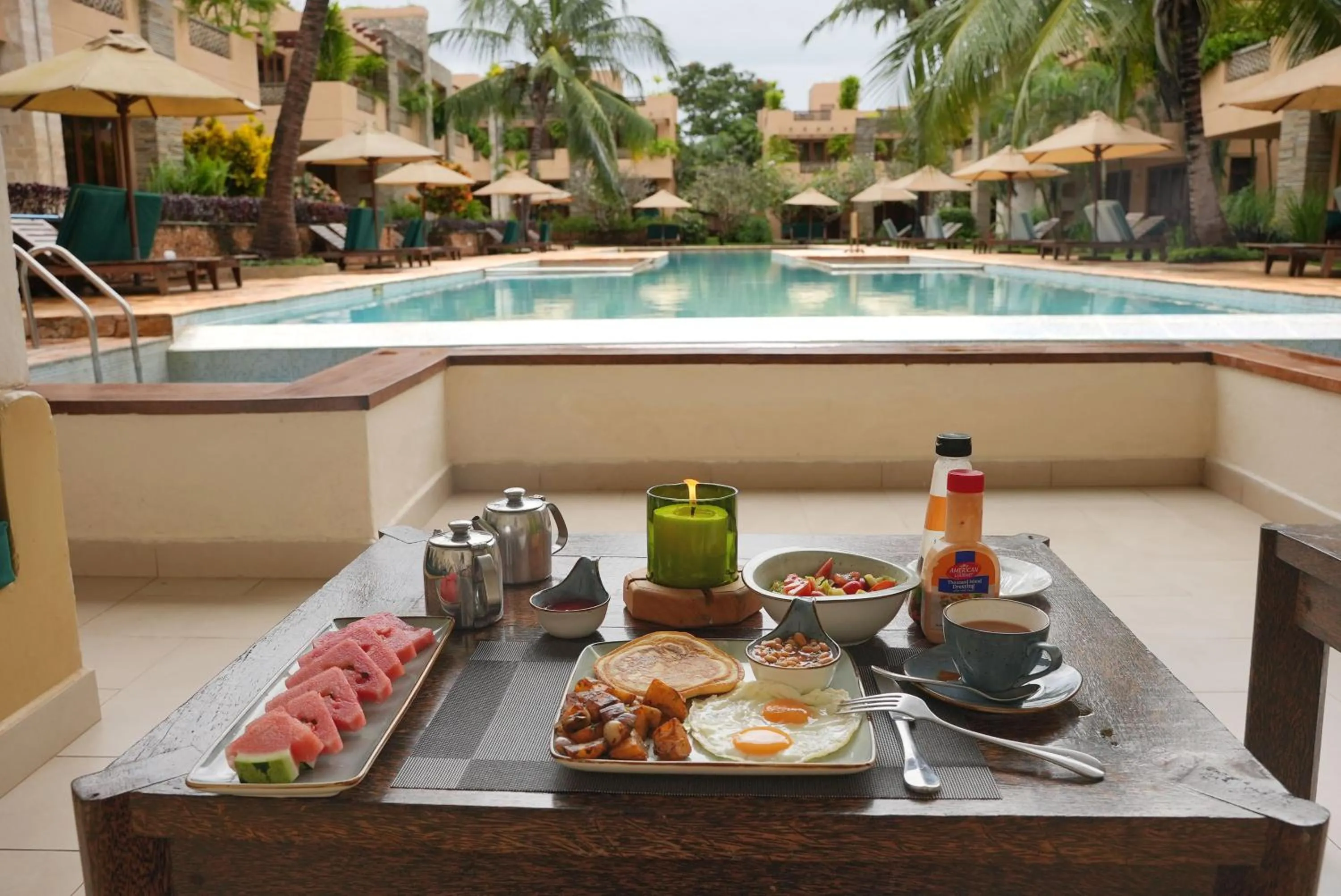 Swimming pool in Villa Mandhari - Diani Beach