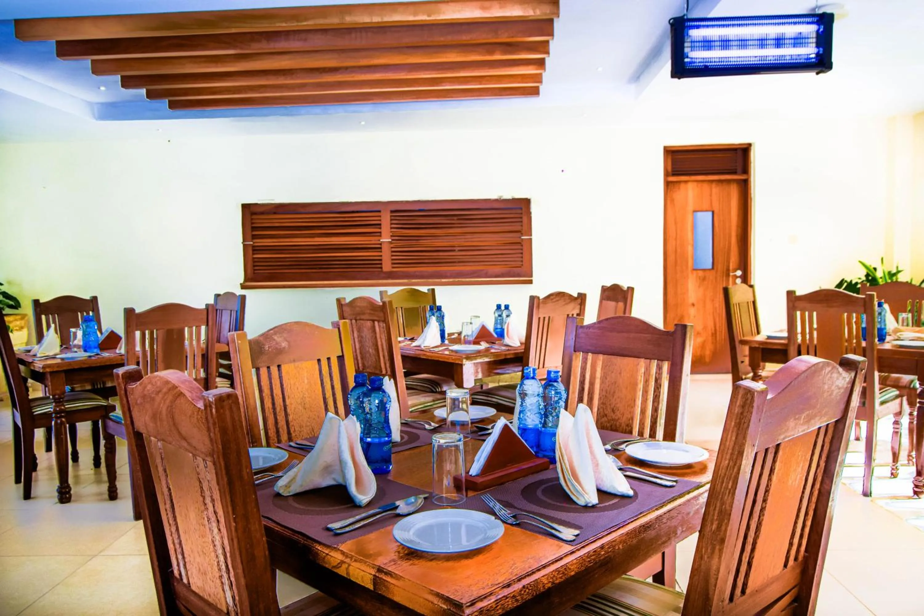 Restaurant/places to eat in Villa Mandhari - Diani Beach