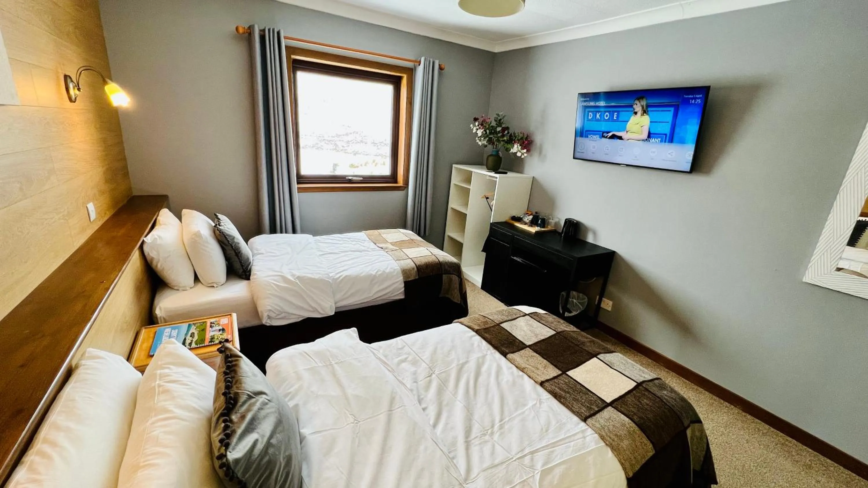 Bed in Aultguish Inn