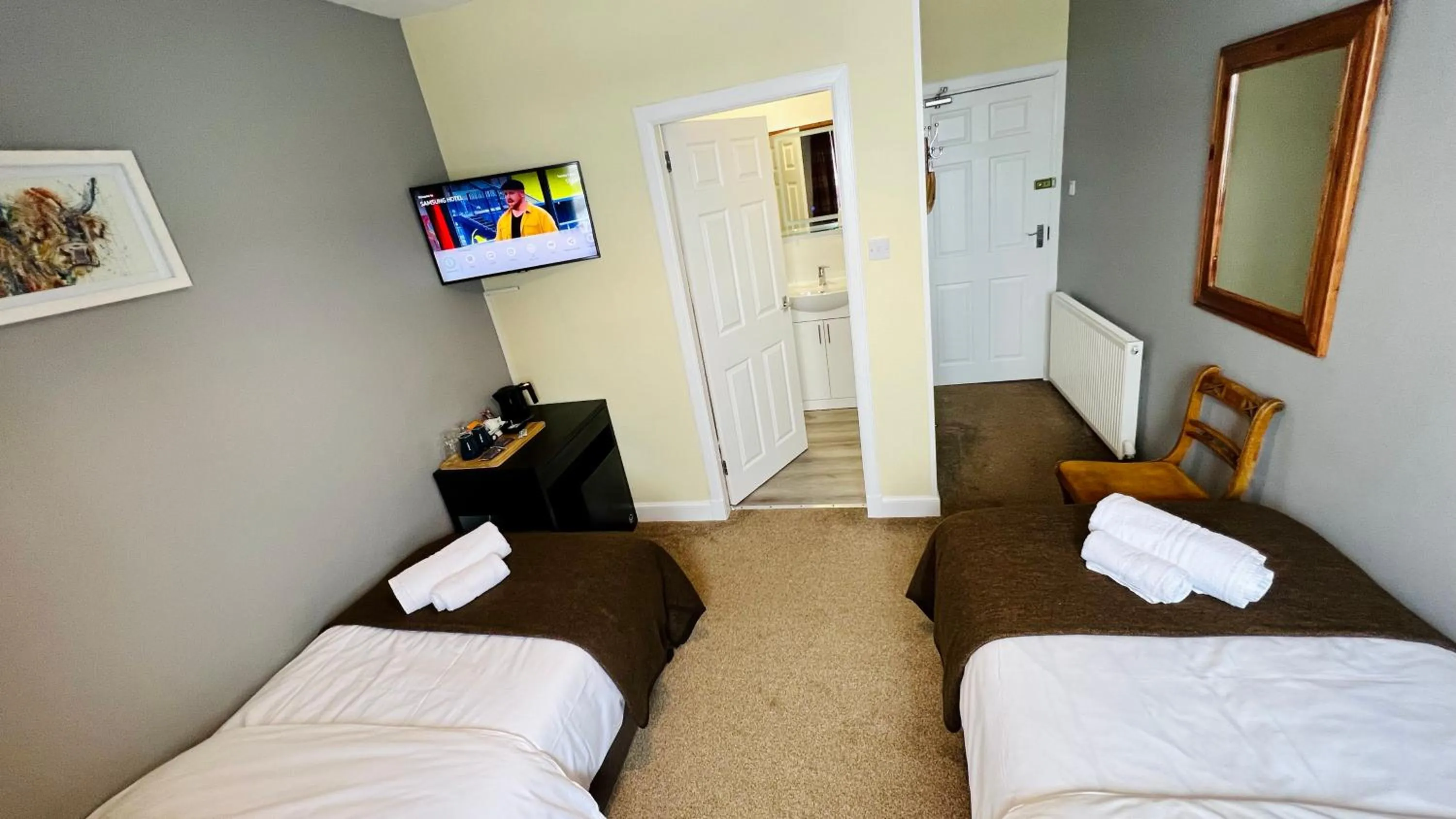 Bed in Aultguish Inn