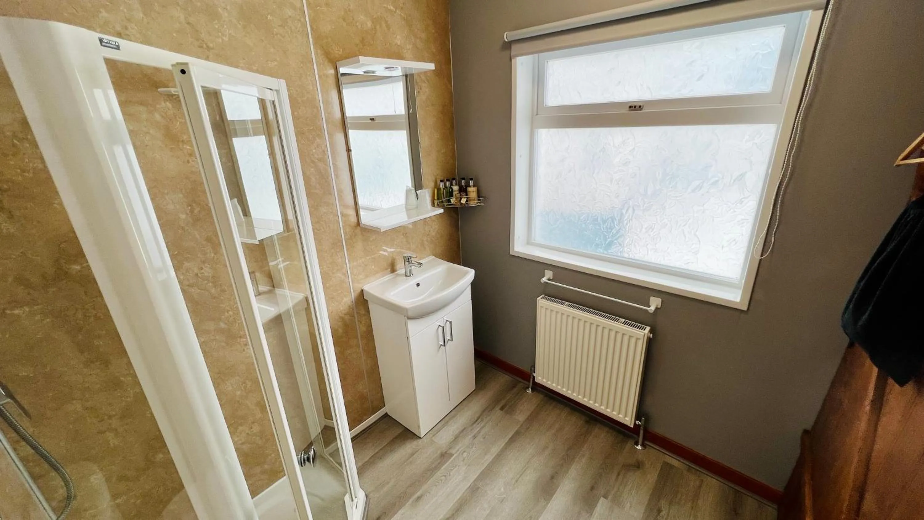Bathroom in Aultguish Inn