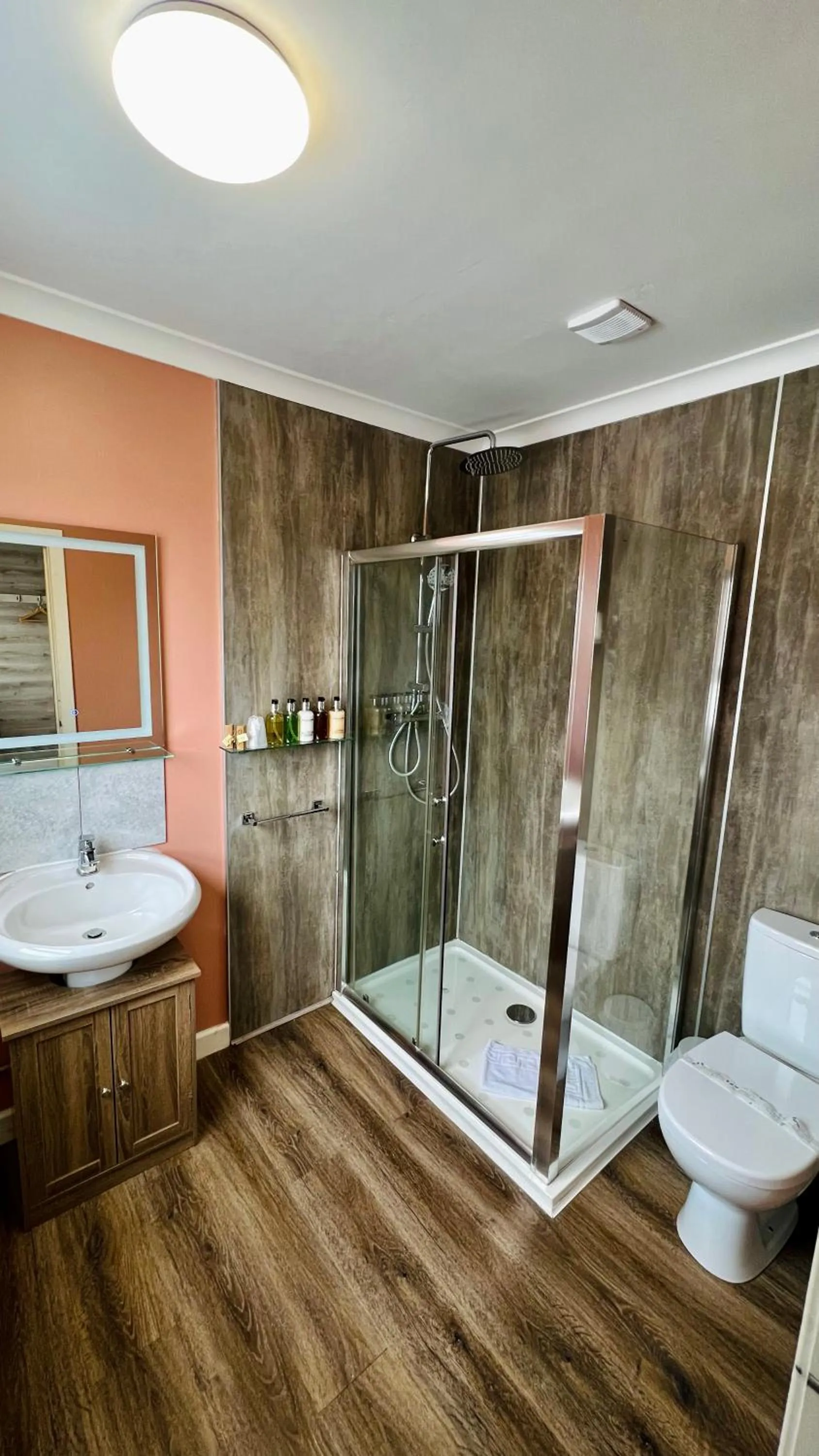 Bathroom in Aultguish Inn