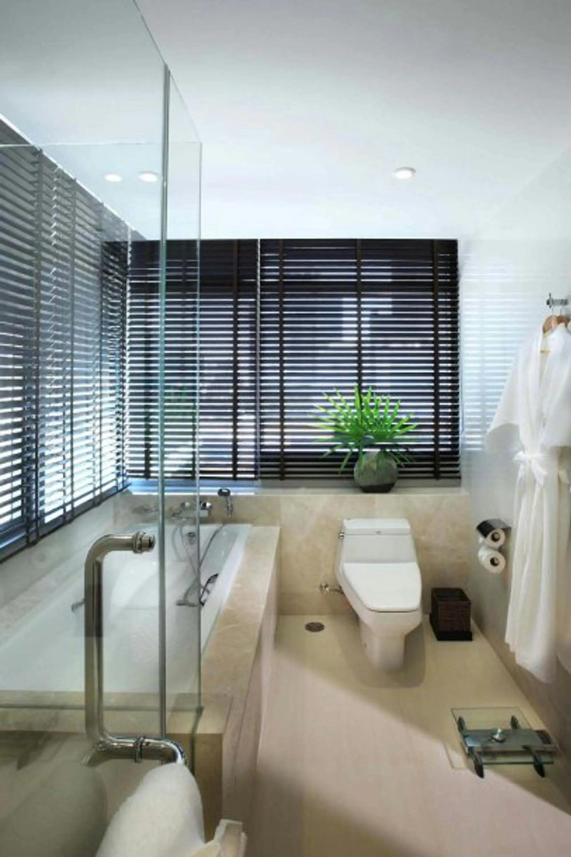 Bathroom in Sathorn Vista, Bangkok - Marriott Executive Apartments