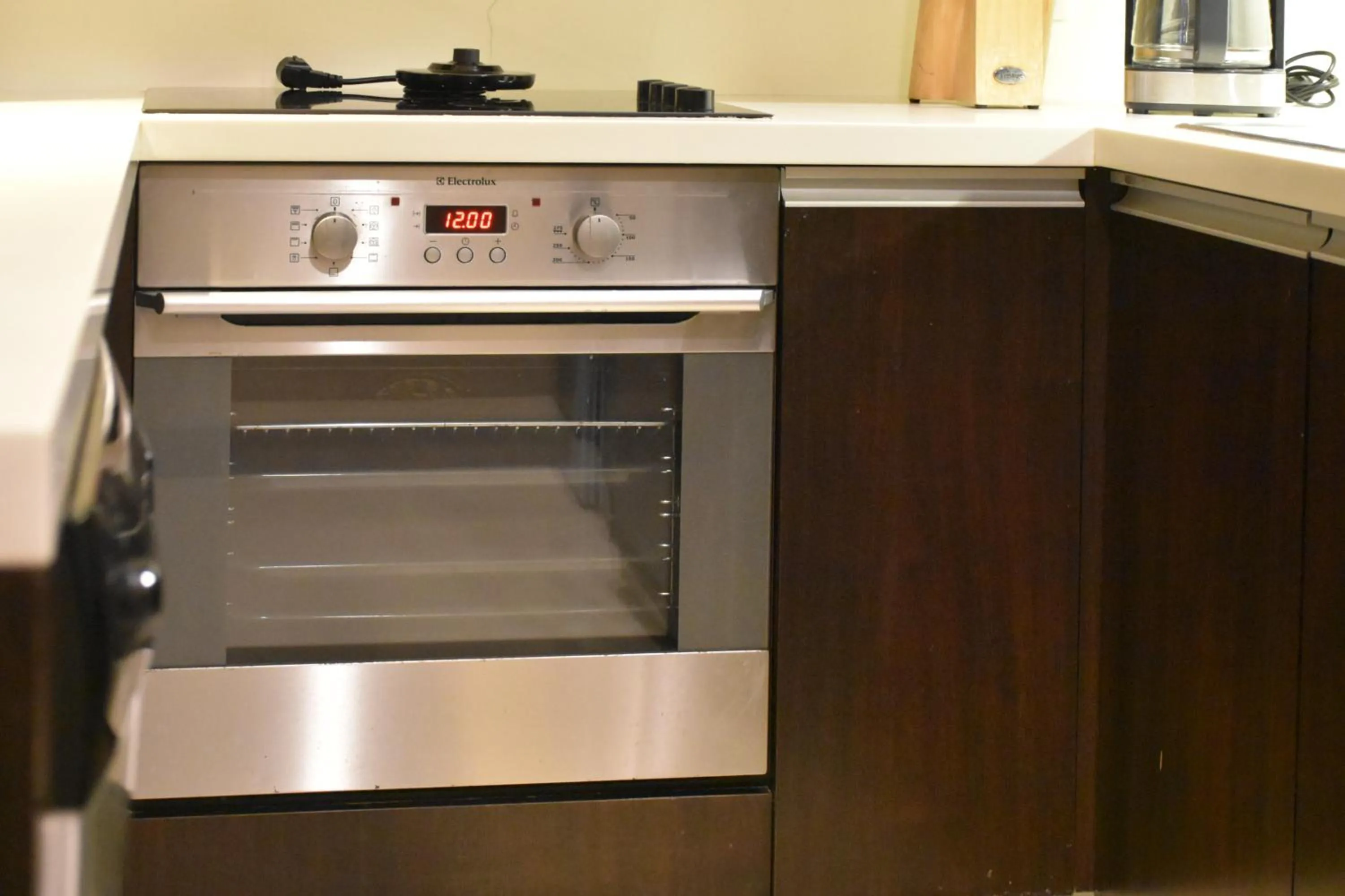 oven in Sathorn Vista, Bangkok - Marriott Executive Apartments
