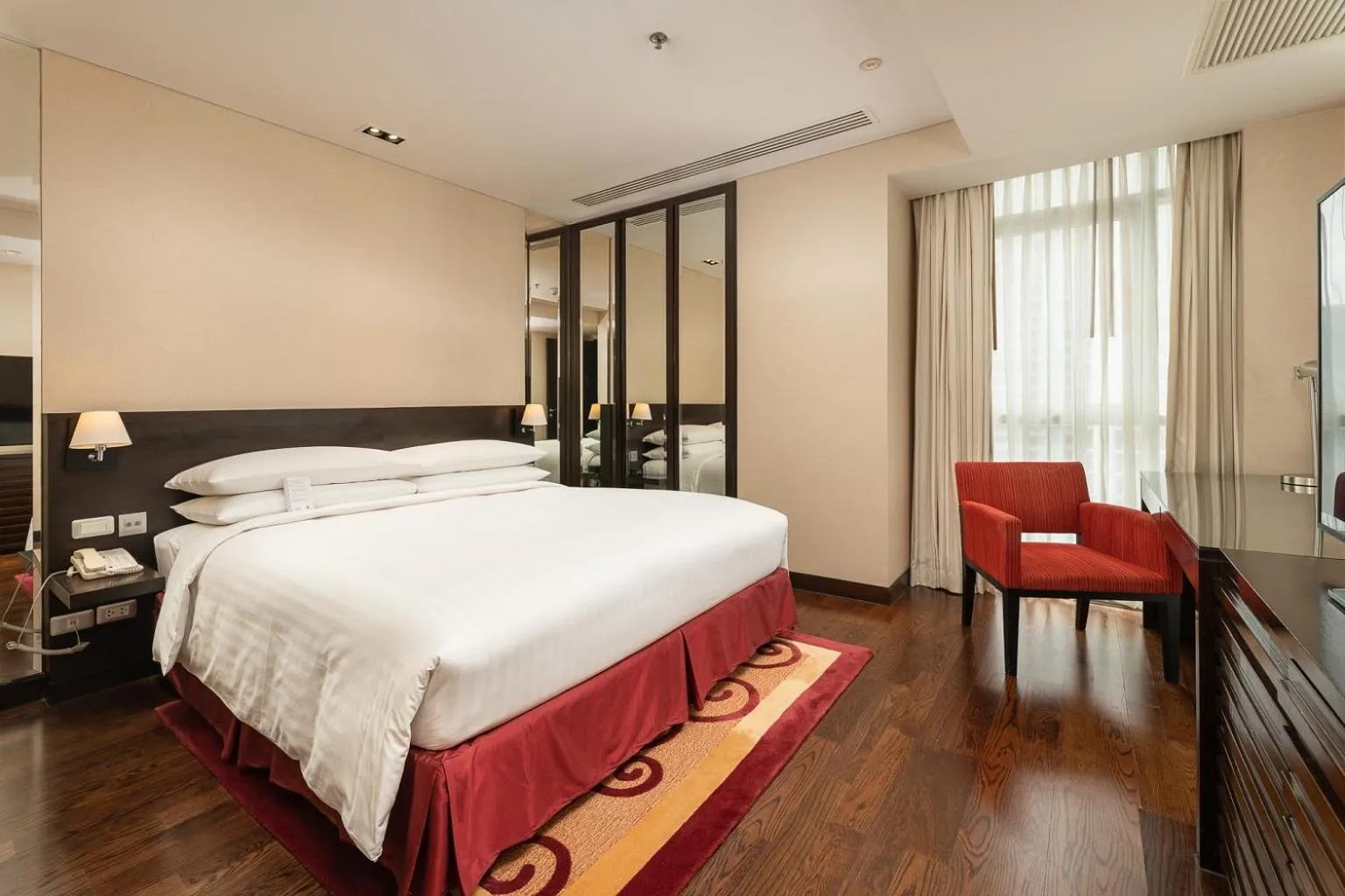 Bedroom, Bed in Sathorn Vista, Bangkok - Marriott Executive Apartments