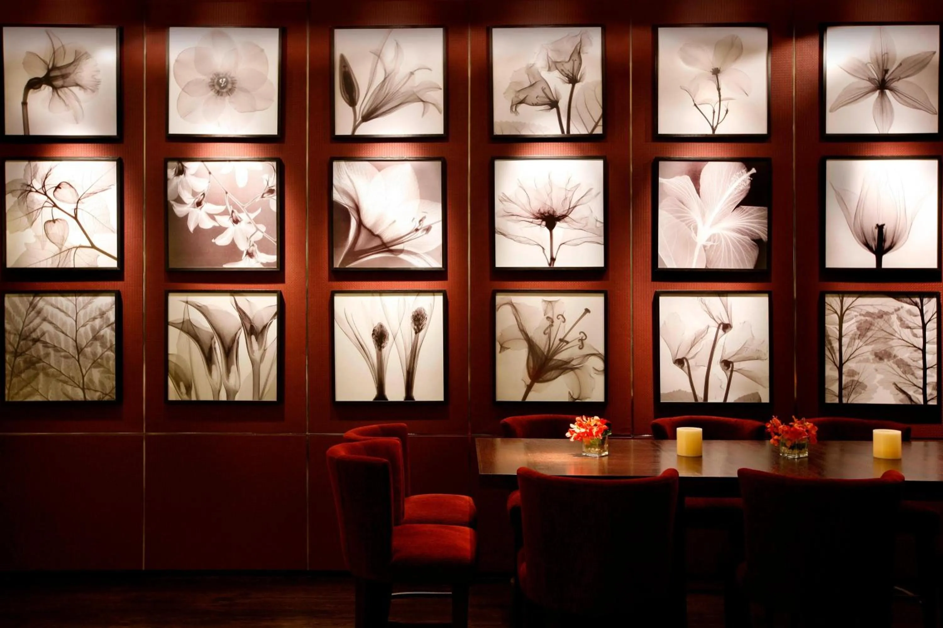 Lounge or bar in Sathorn Vista, Bangkok - Marriott Executive Apartments