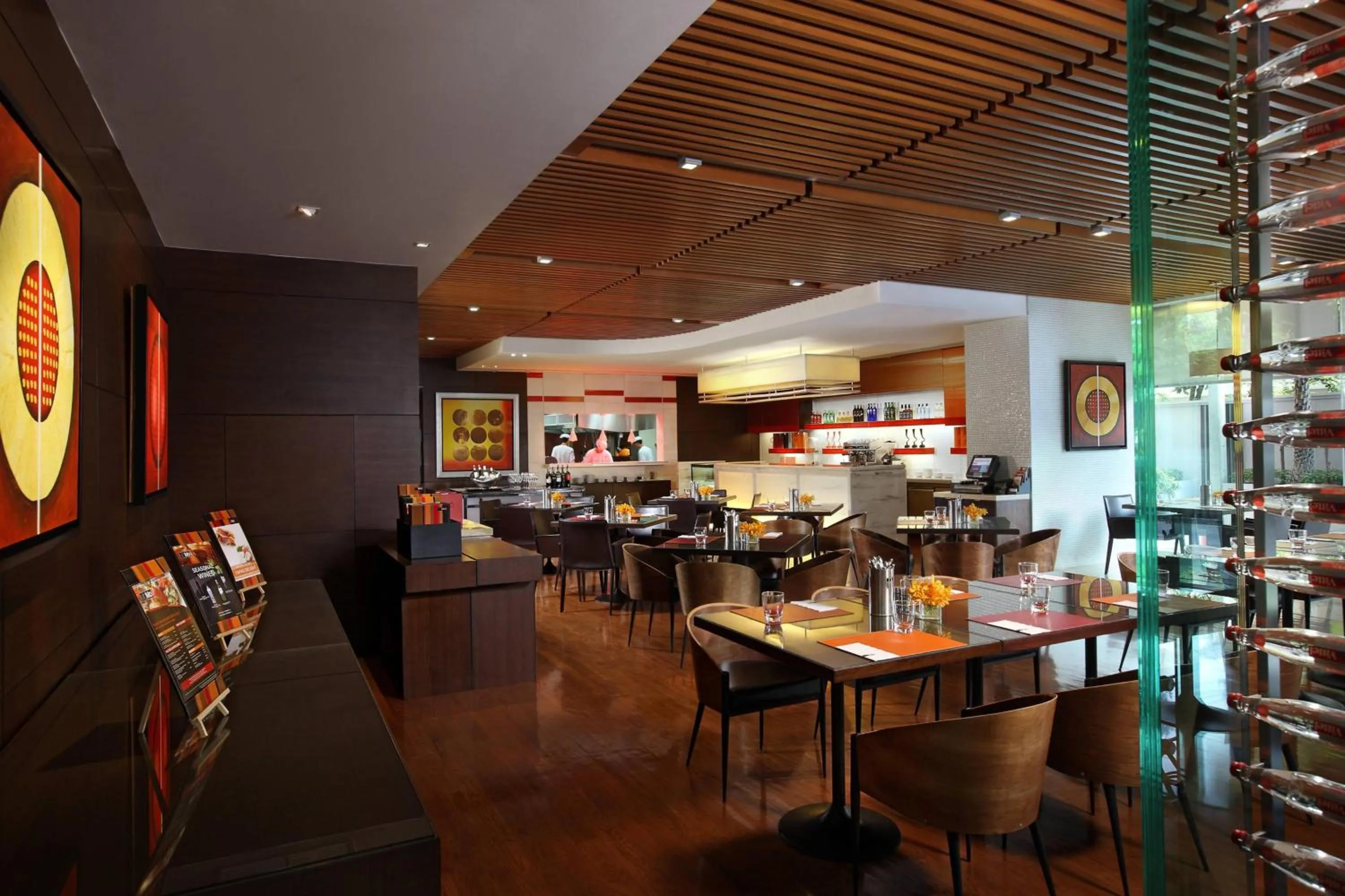 Restaurant/places to eat in Sathorn Vista, Bangkok - Marriott Executive Apartments