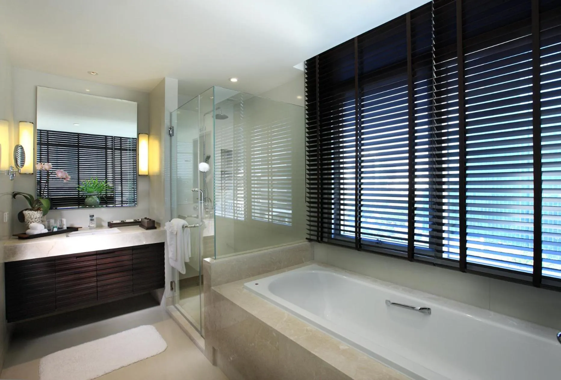 Bathroom in Sathorn Vista, Bangkok - Marriott Executive Apartments