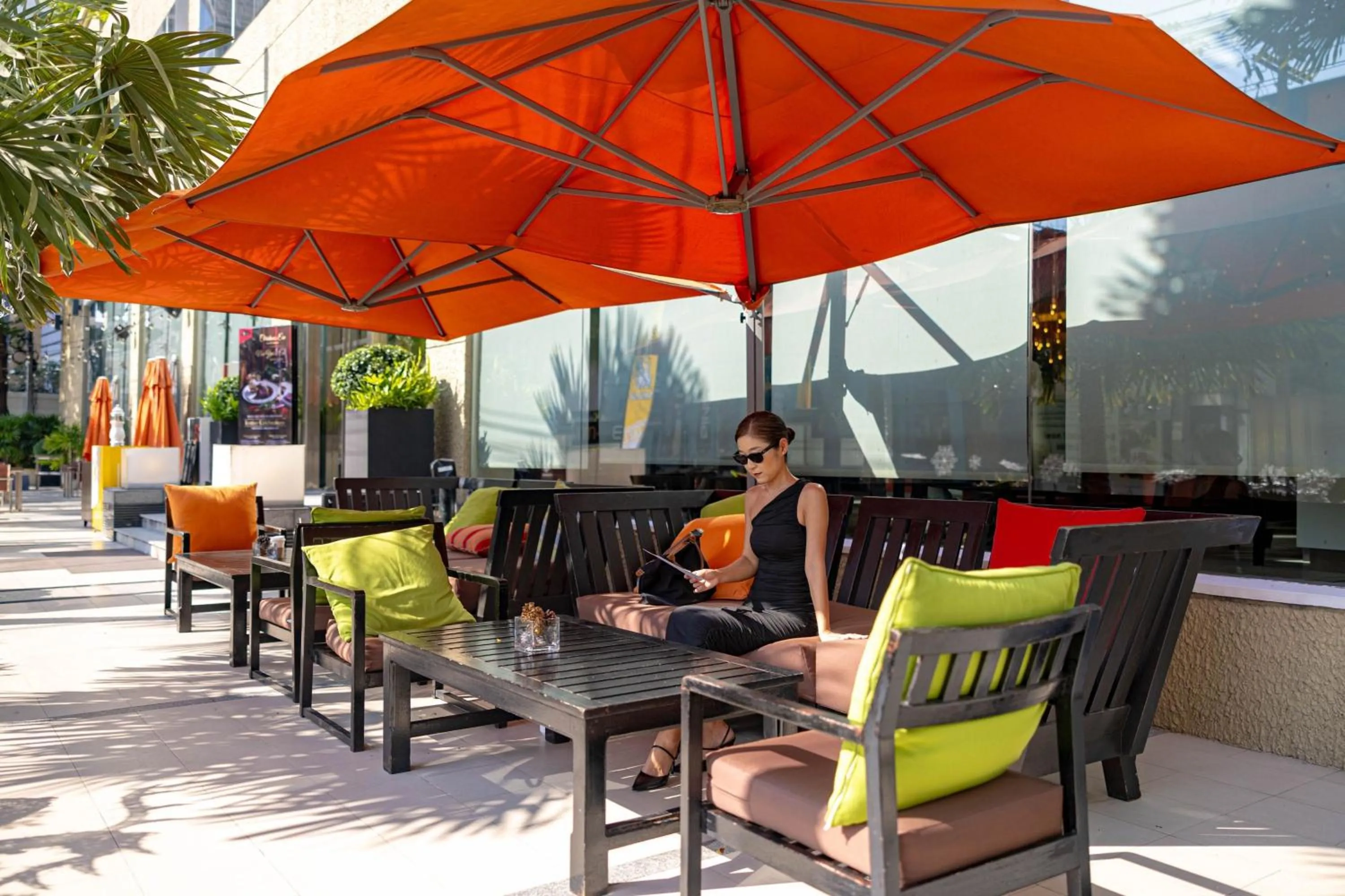 Restaurant/places to eat in Marriott Executive Apartments Sukhumvit Park, Bangkok