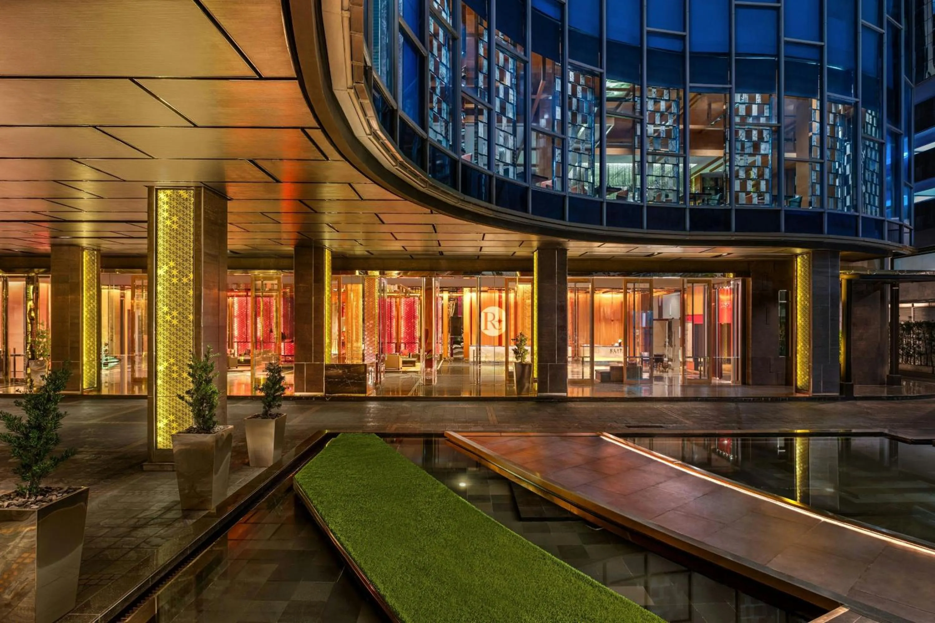 View (from property/room) in Renaissance Bangkok Ratchaprasong Hotel by Marriott