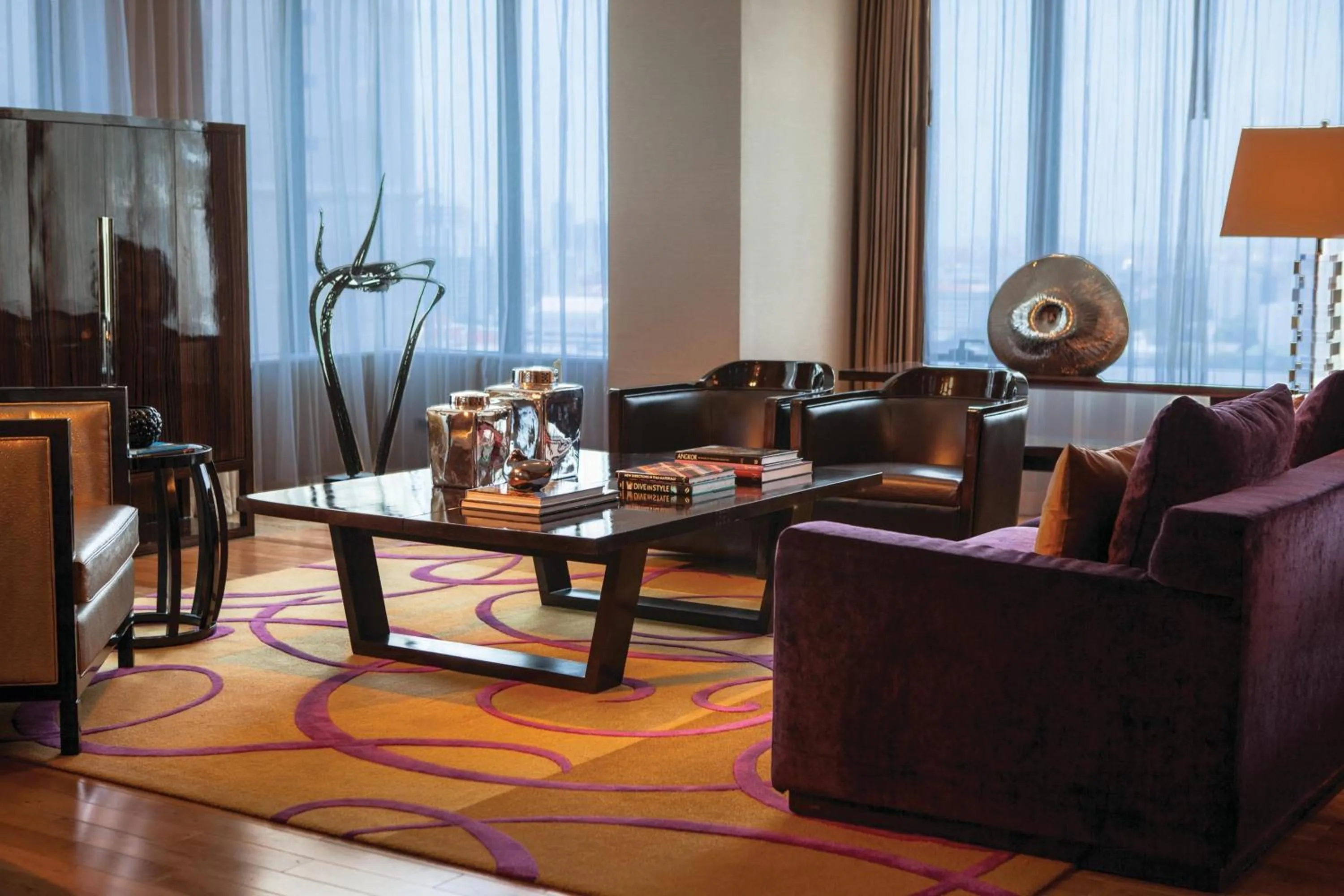 Bedroom in Renaissance Bangkok Ratchaprasong Hotel by Marriott