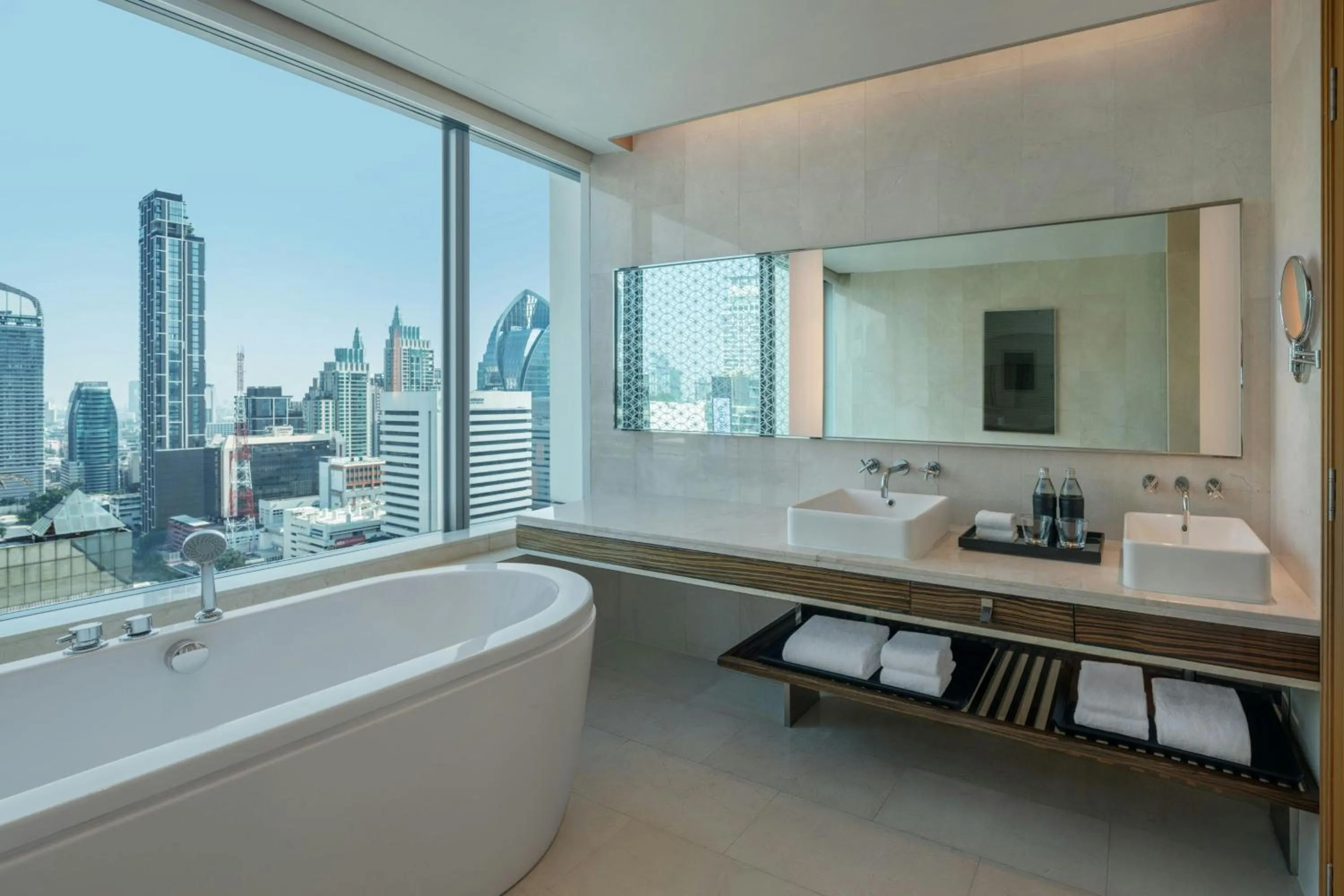 Bathroom in Renaissance Bangkok Ratchaprasong Hotel by Marriott