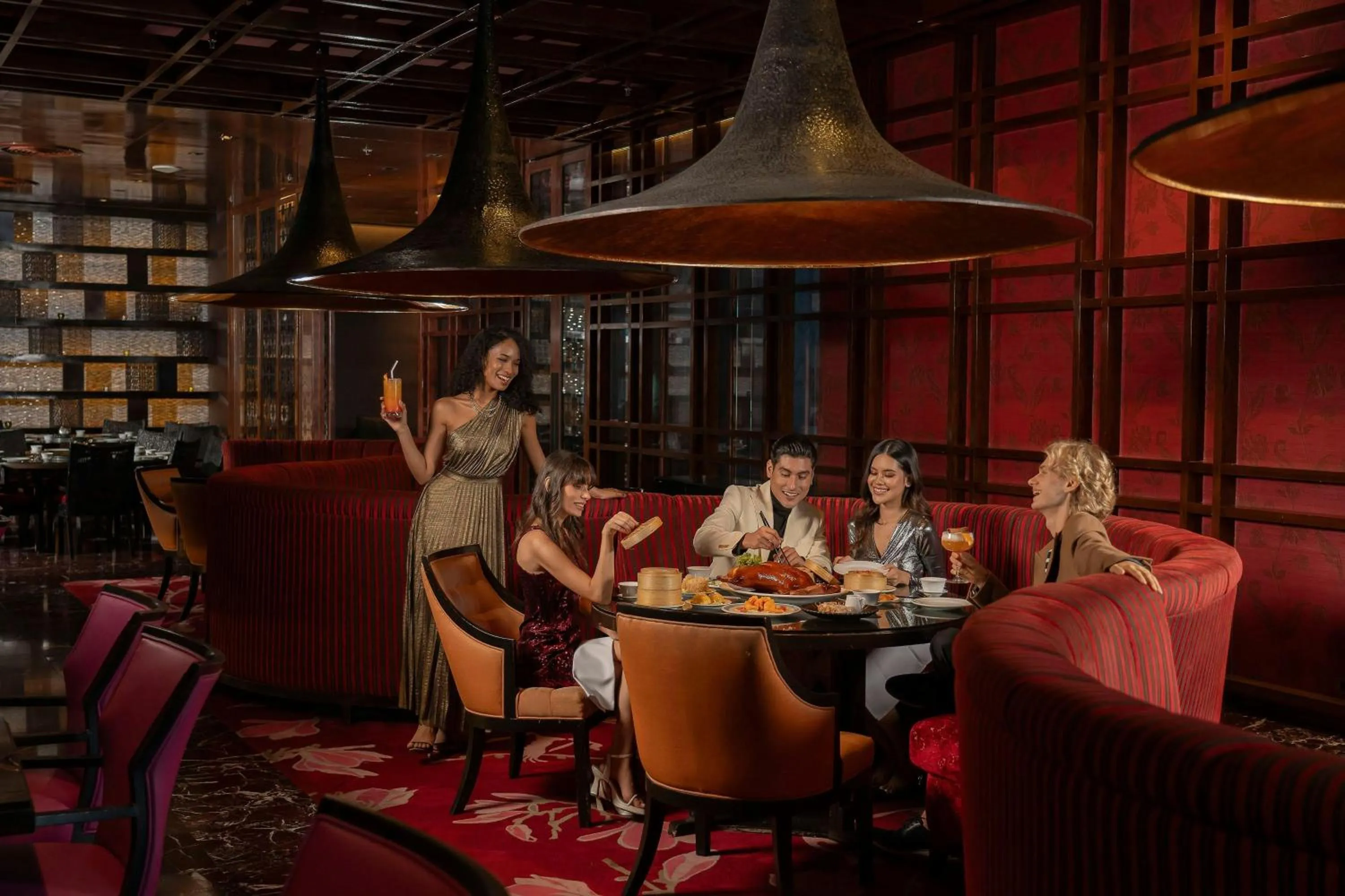 Restaurant/places to eat in Renaissance Bangkok Ratchaprasong Hotel by Marriott