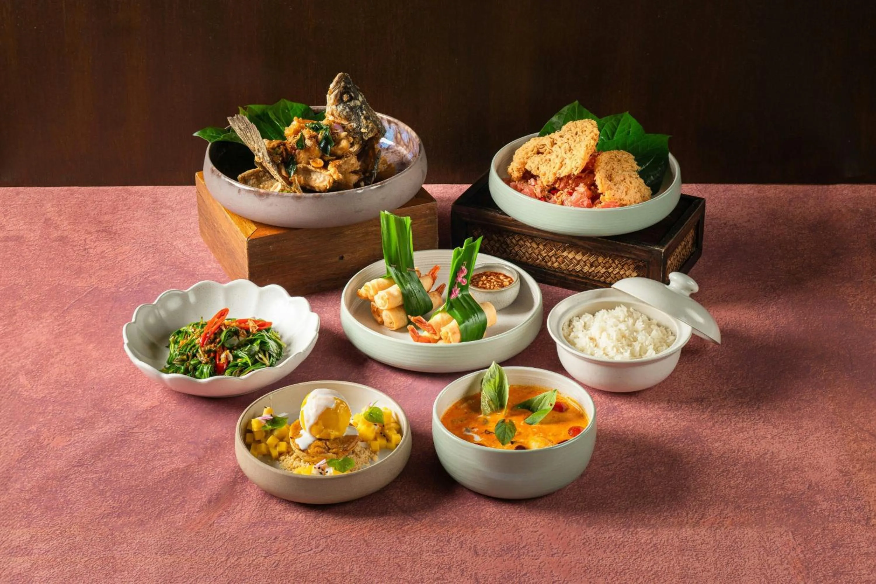 Restaurant/places to eat in Renaissance Phuket Resort & Spa