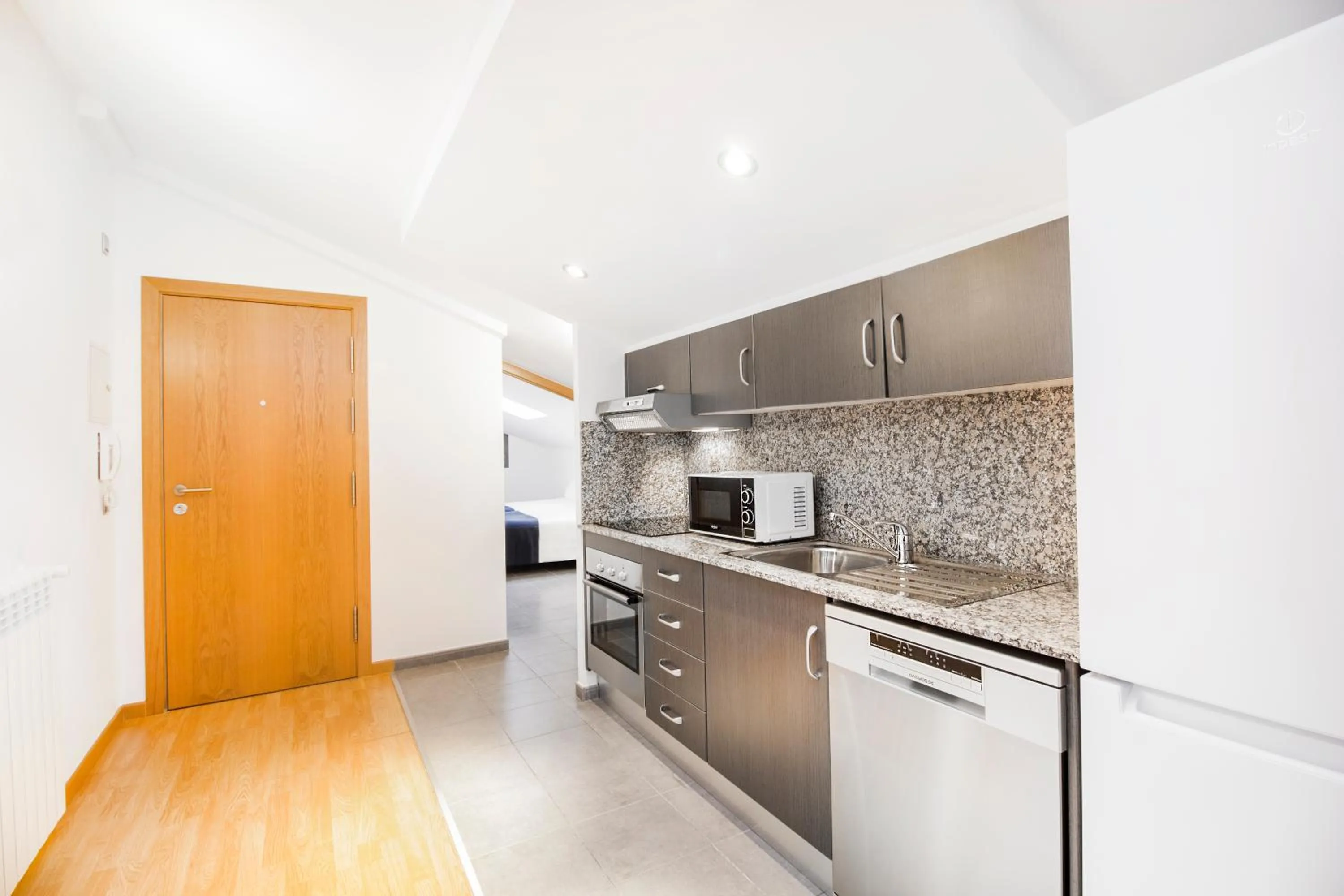 Kitchen or kitchenette in Font del Ferro Apartments