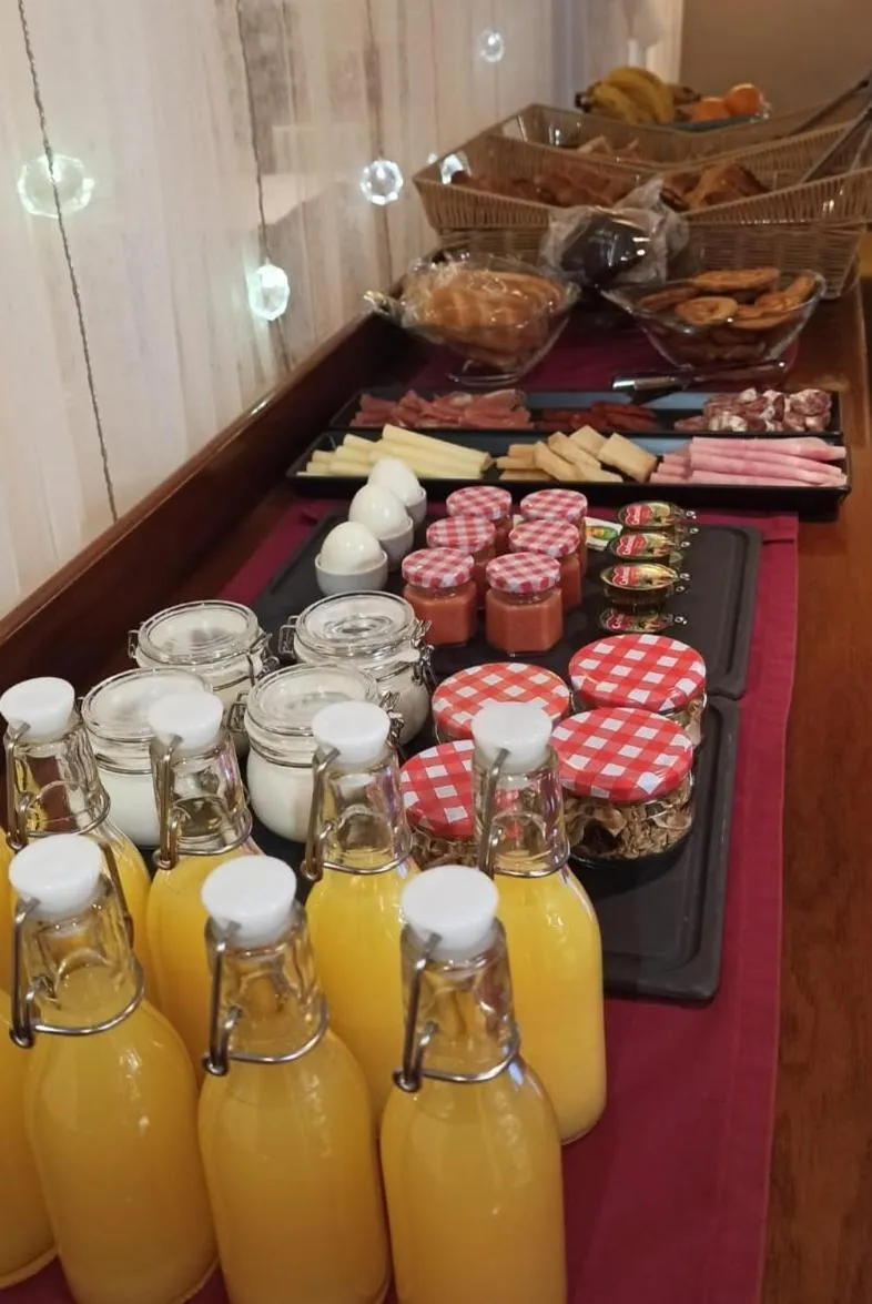 Breakfast in Hotel Santa Bàrbara De La Vall D'ordino