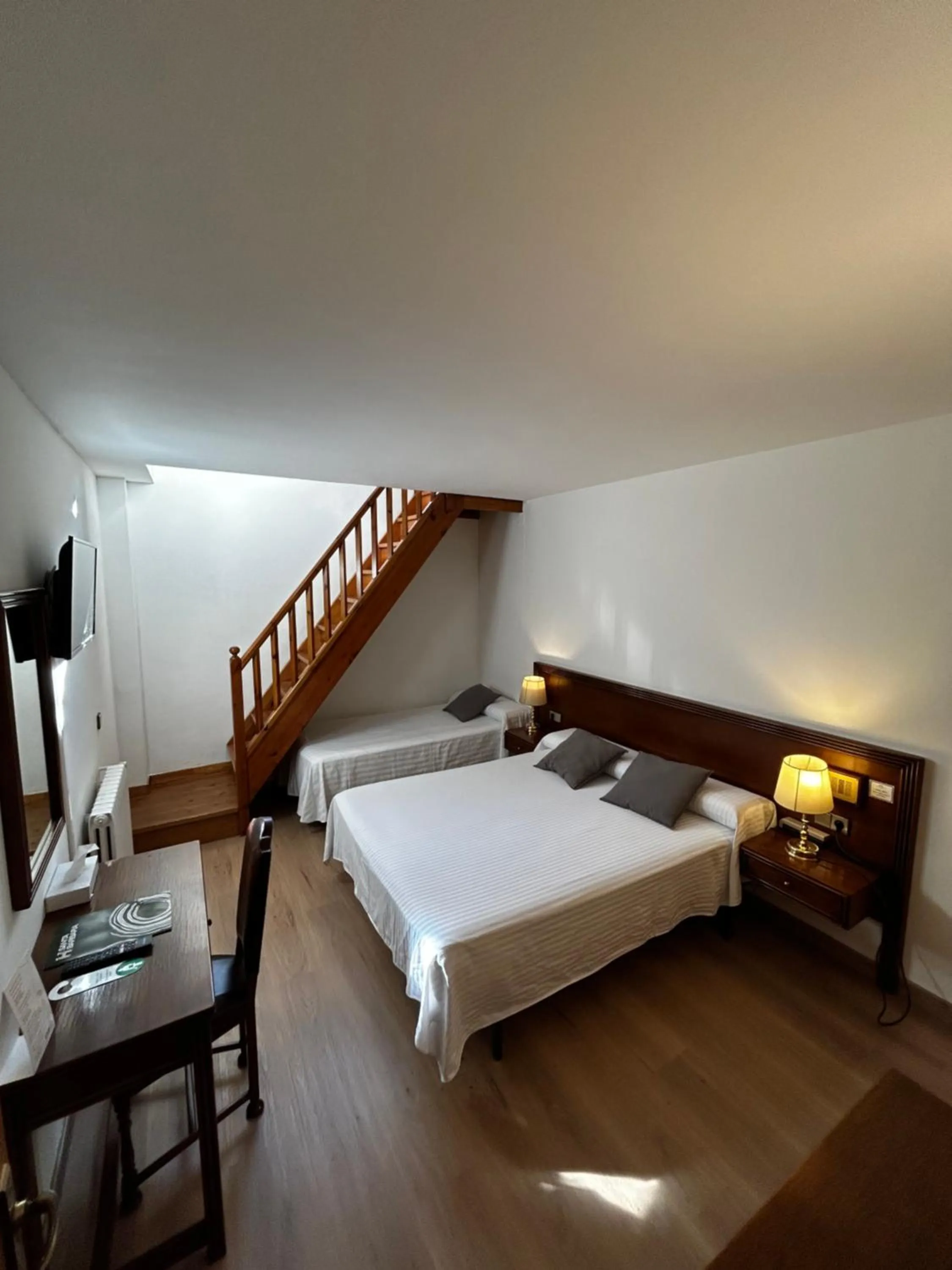 Photo of the whole room, Bed in Hotel Santa Bàrbara De La Vall D'ordino