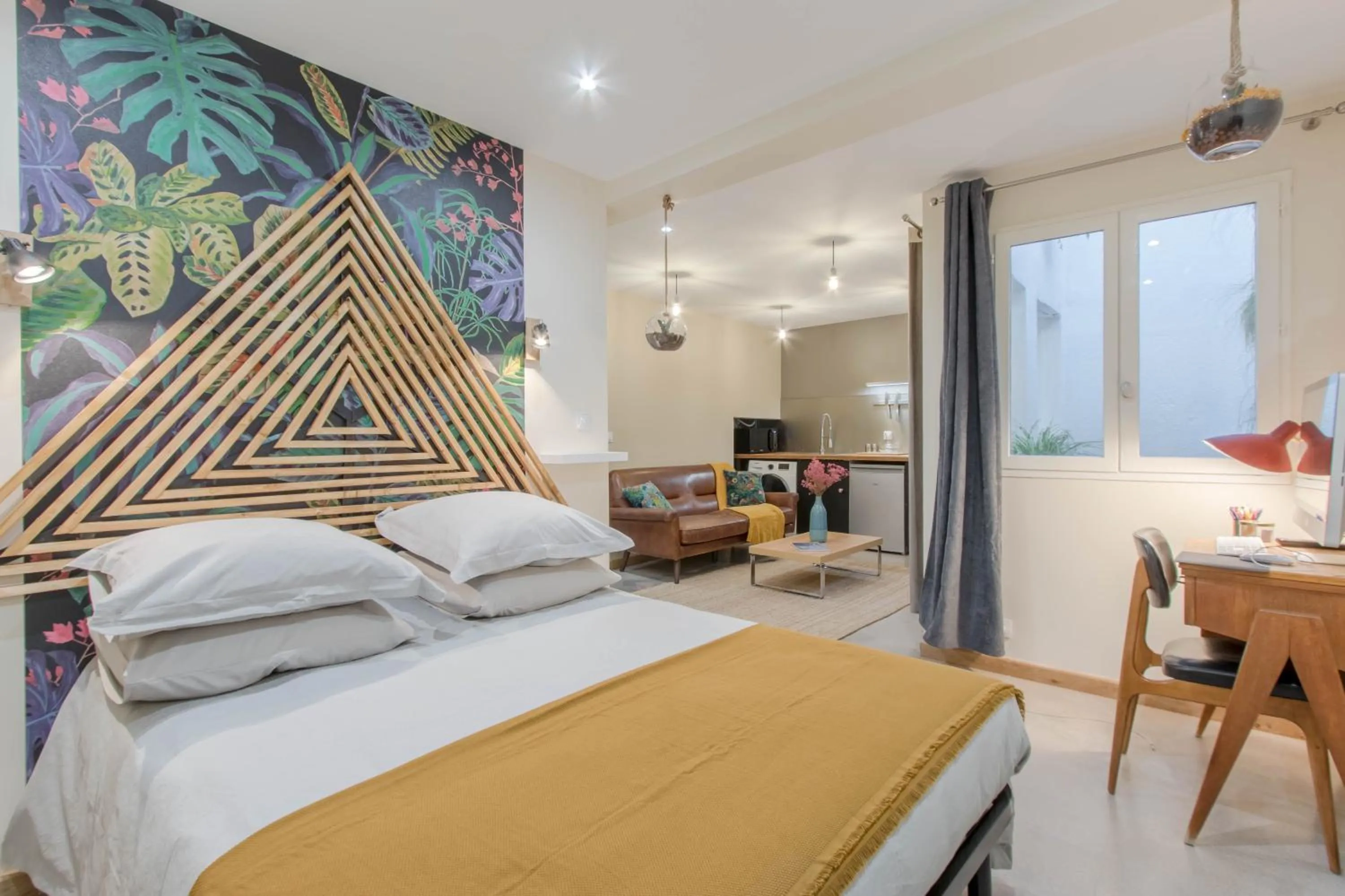 One-Bedroom Apartment - Courtyard View in Hôtel Particulier - Bordeaux St Jean