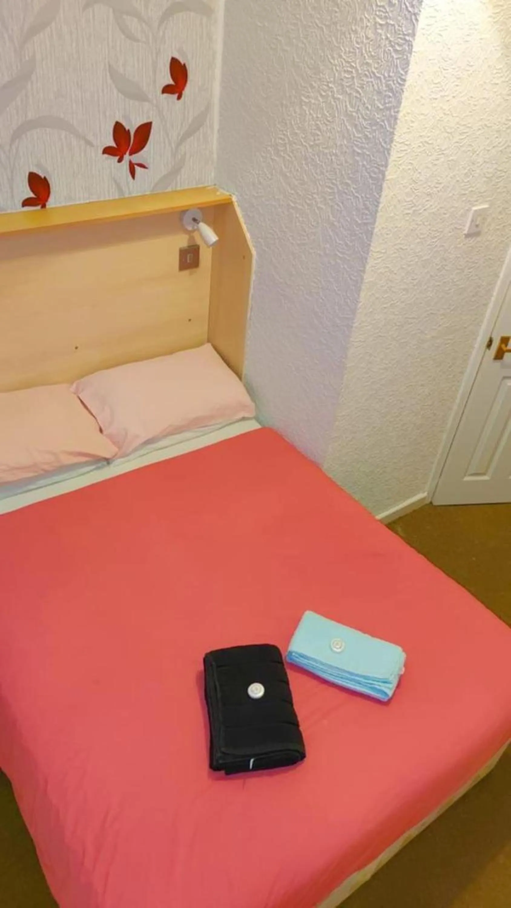 Bedroom, Bed in Dora Hotel