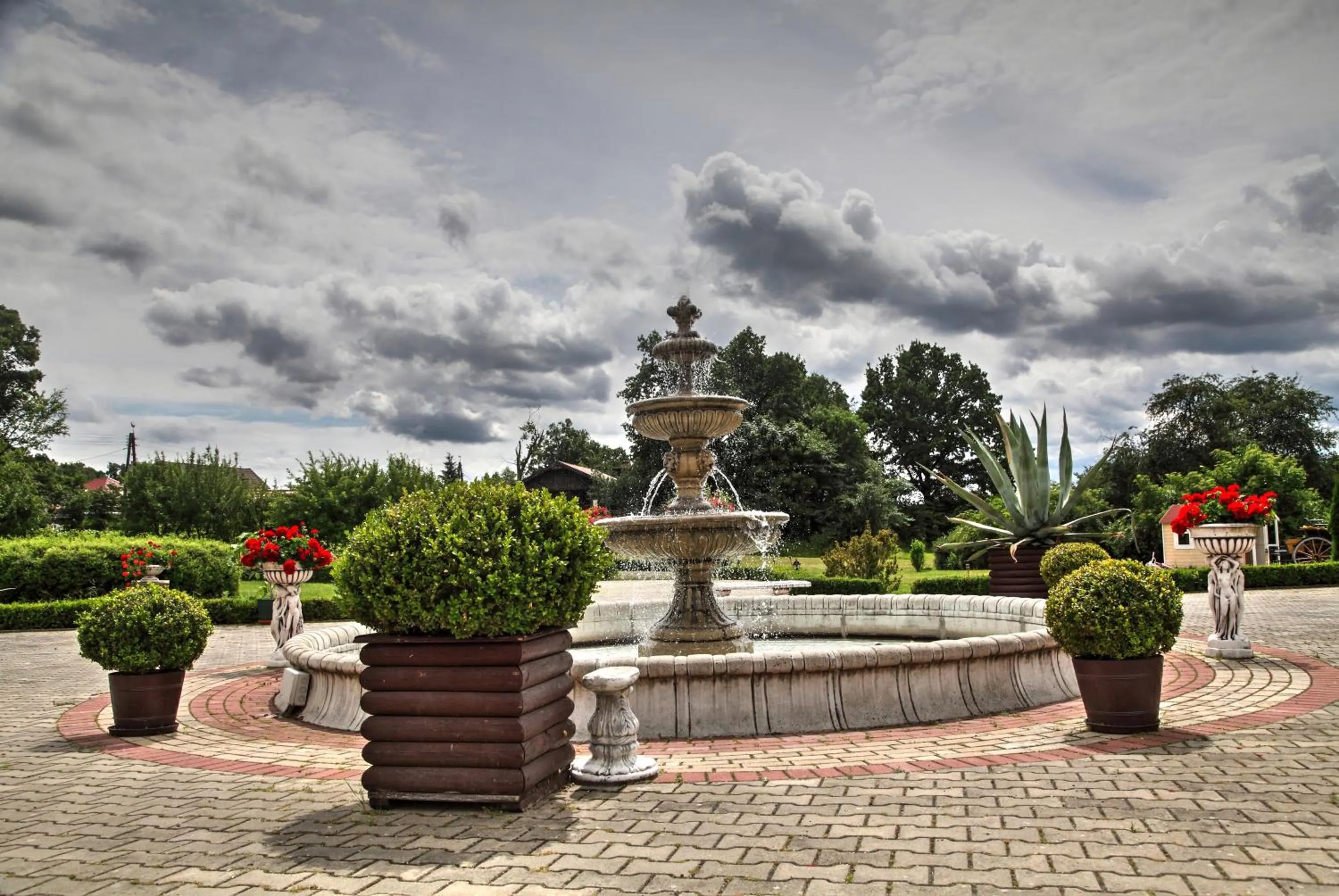 Garden in Zespół Pałacowo-Parkowy Bądzów
