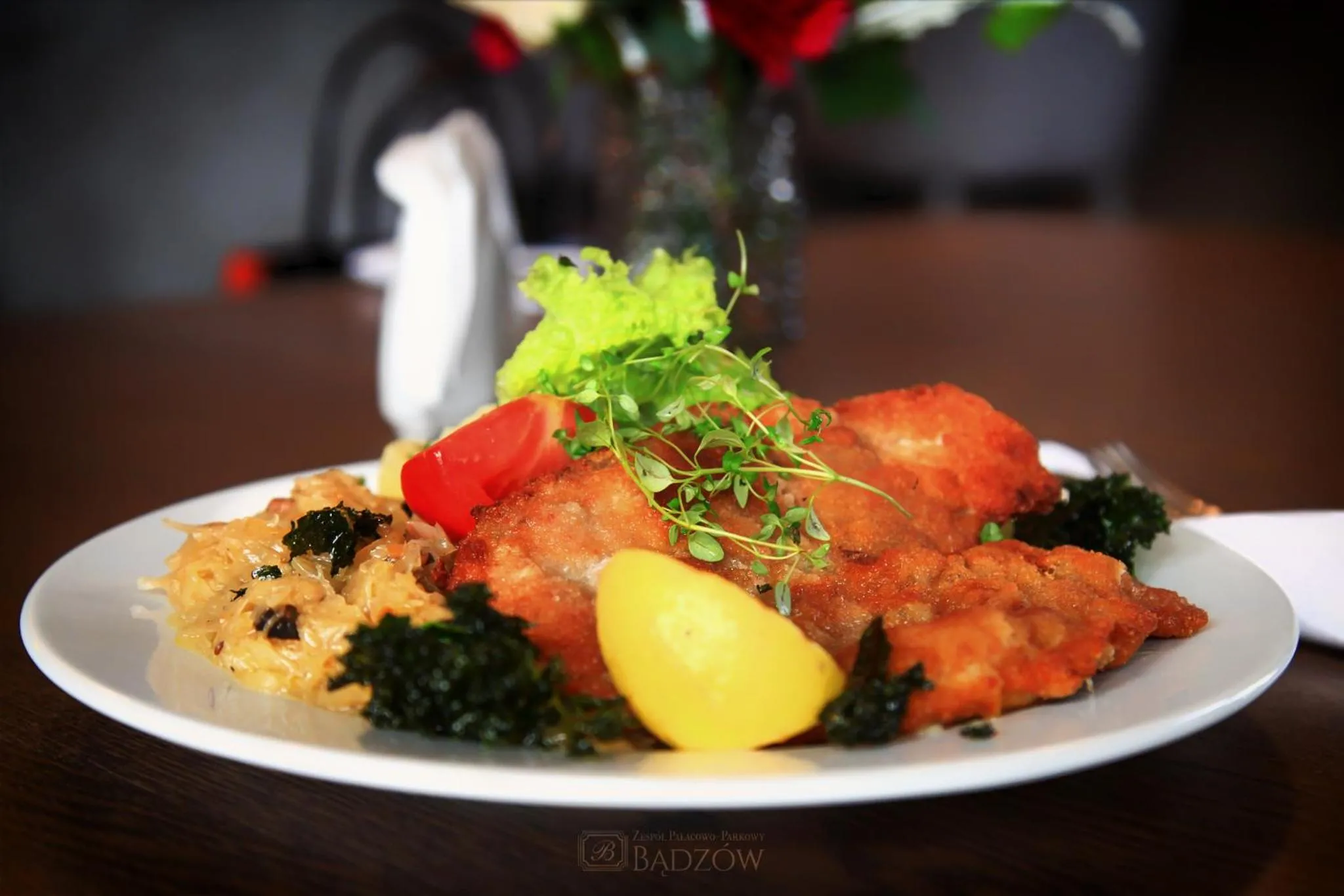Restaurant/places to eat in Zespół Pałacowo-Parkowy Bądzów