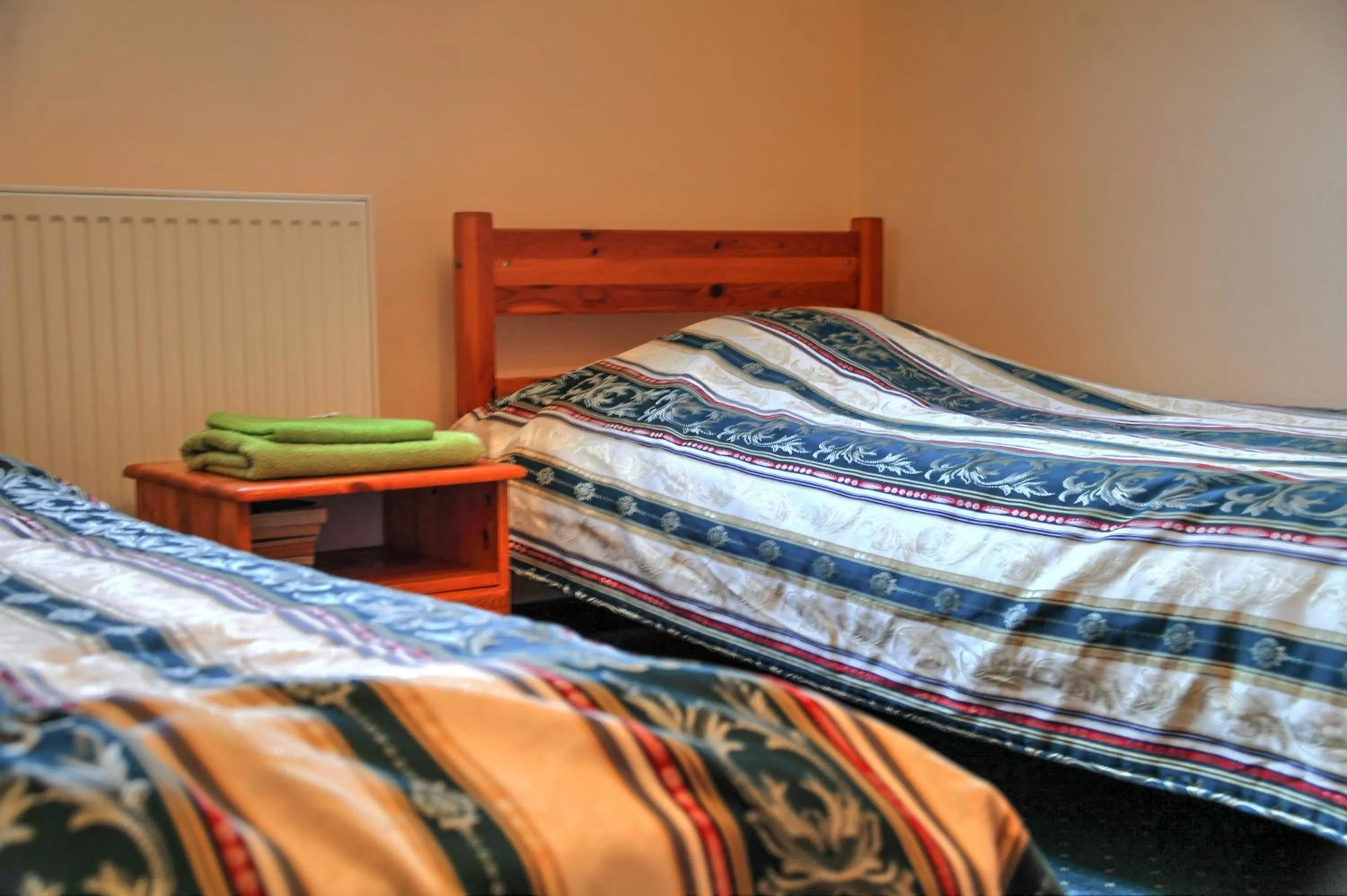 Bed in Zespół Pałacowo-Parkowy Bądzów