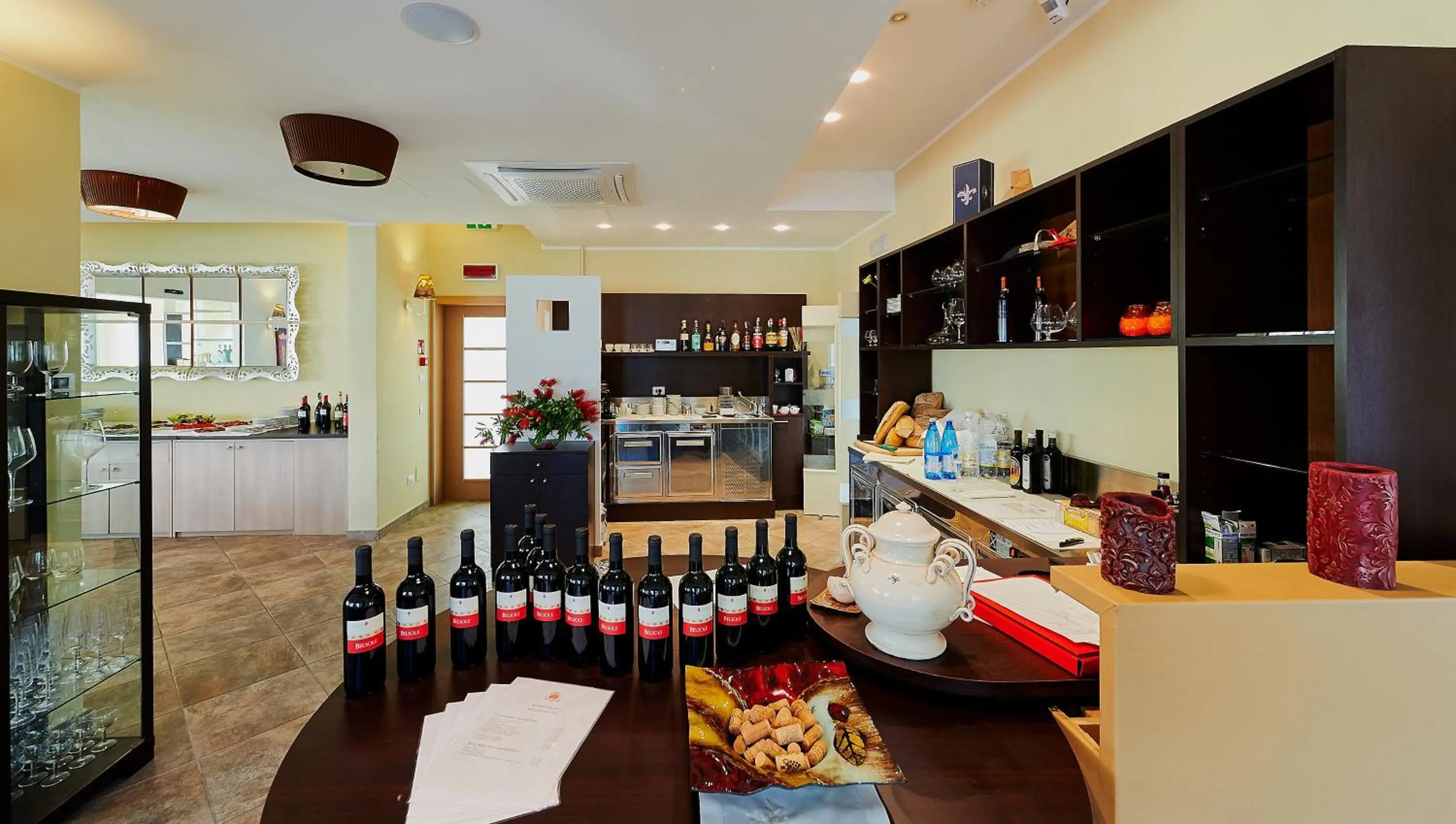 Lounge or bar in Bolgheri Marina Resort