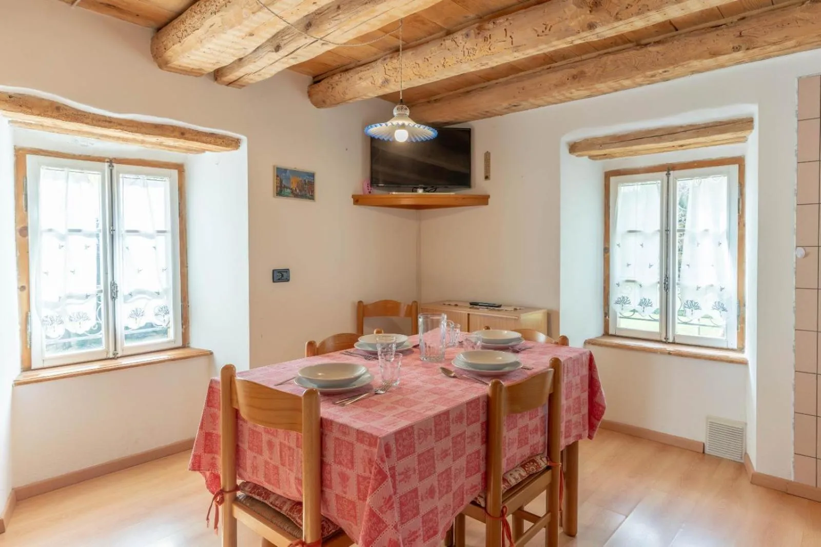 Dining area in Chalet Musiera