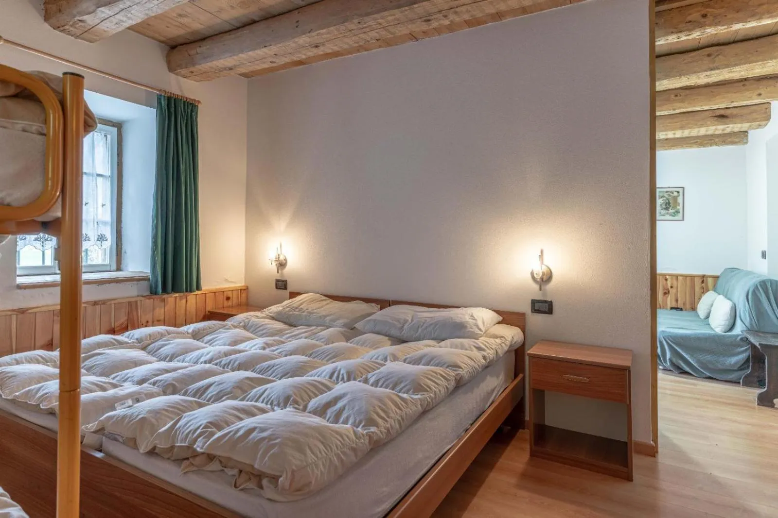 Bed in Chalet Musiera