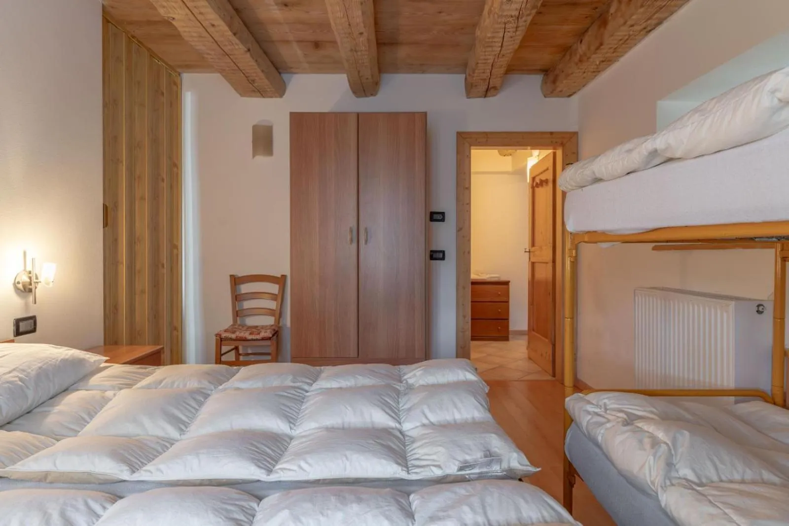Bed in Chalet Musiera