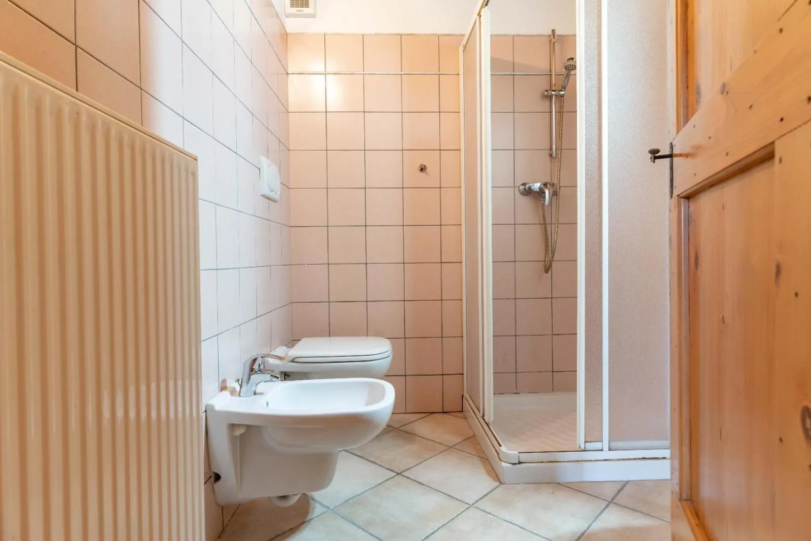 Shower in Chalet Musiera