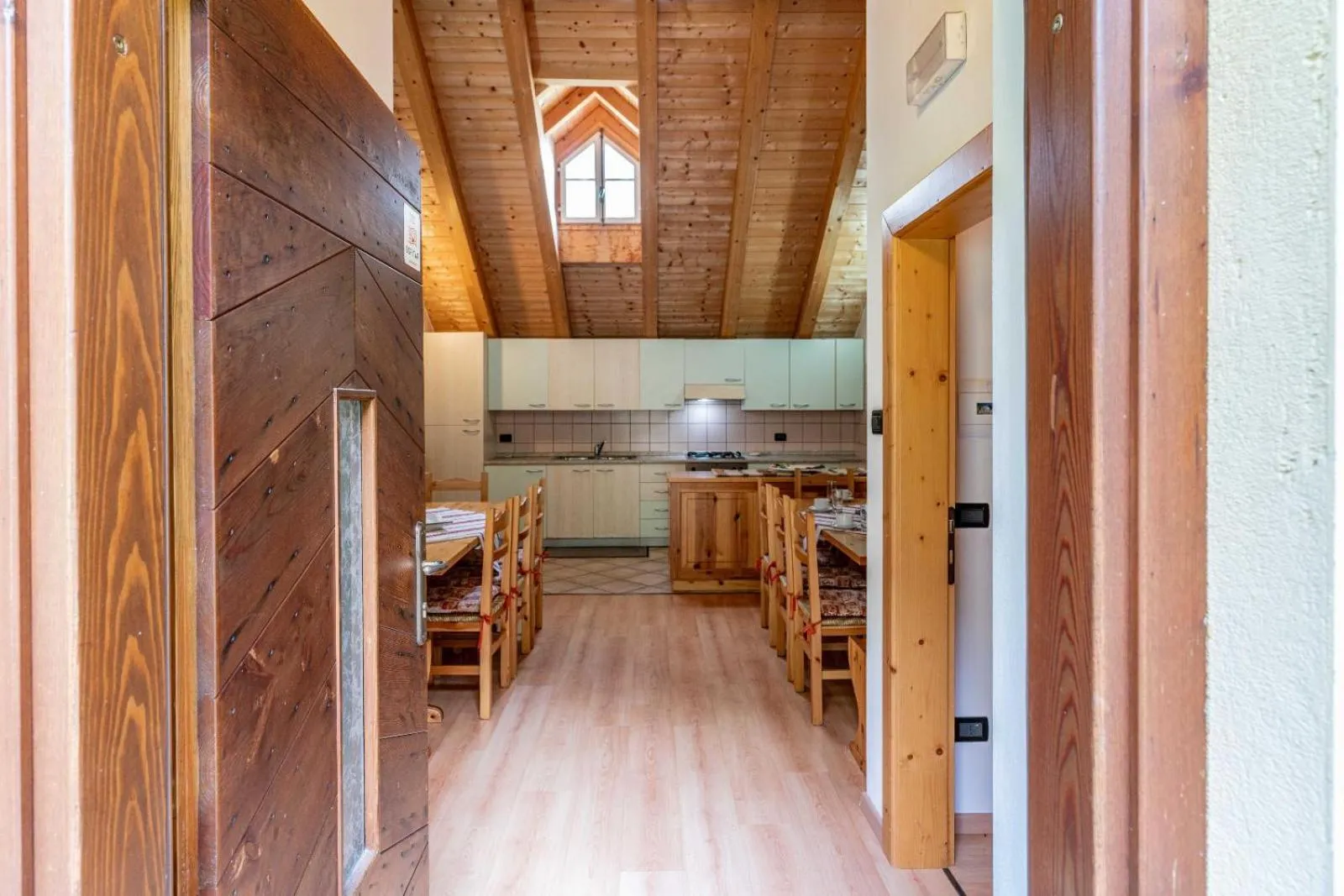 Facade/entrance in Chalet Musiera