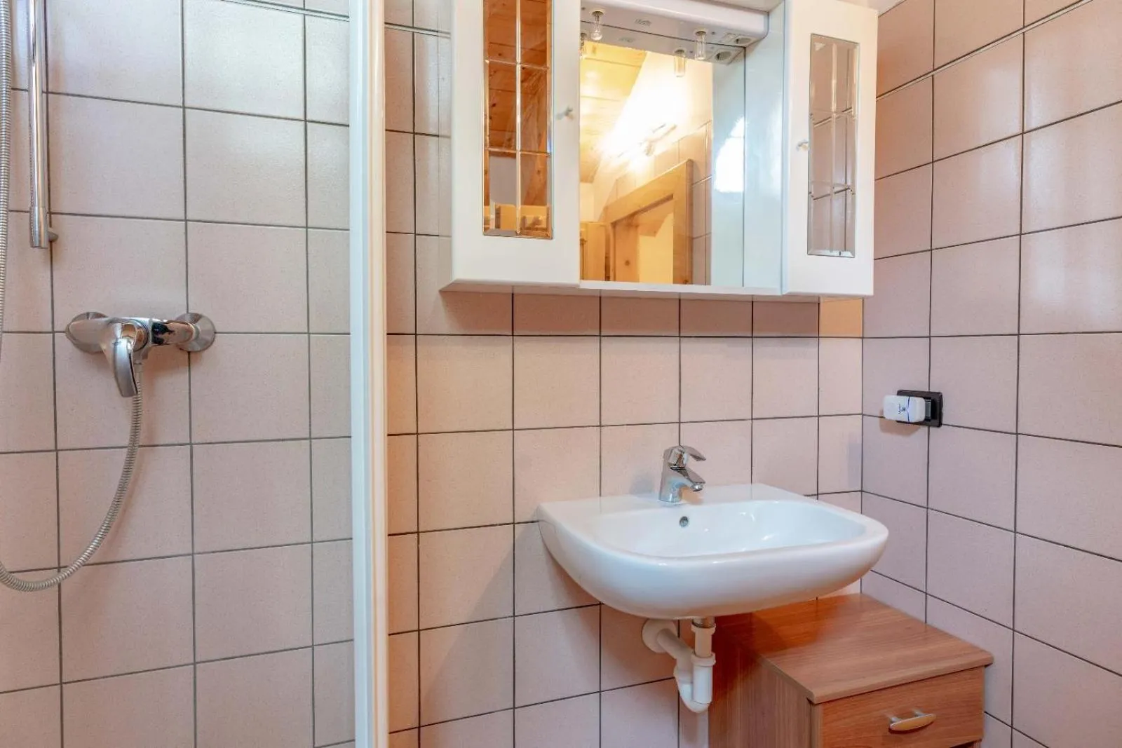 Shower in Chalet Musiera