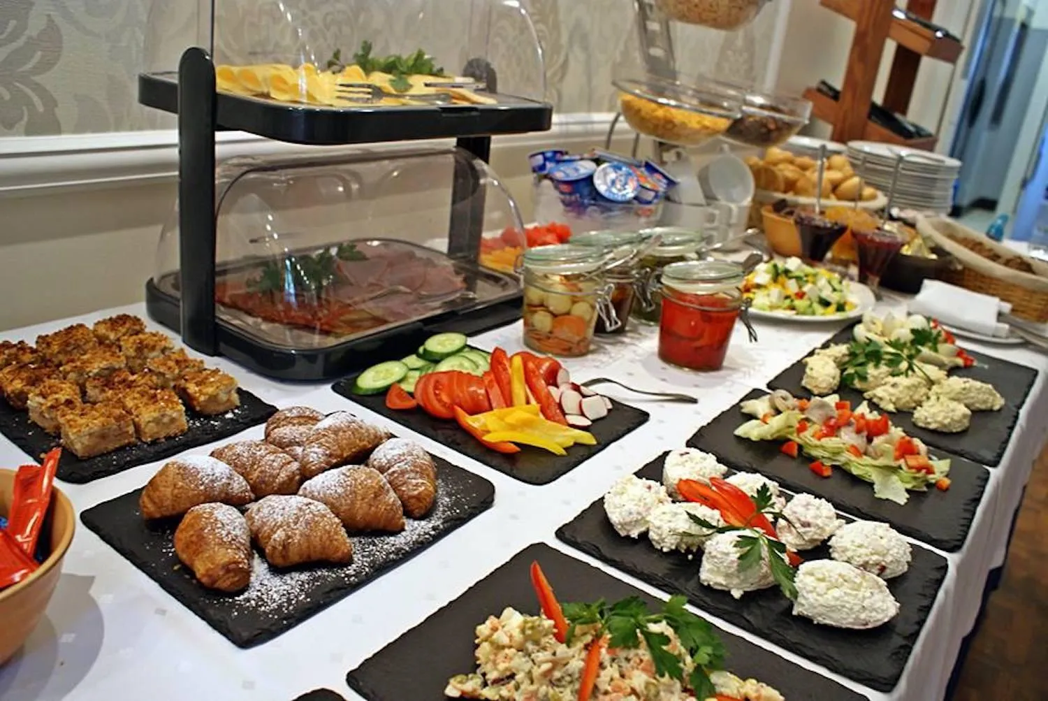 Food and drinks in Villa Antonina