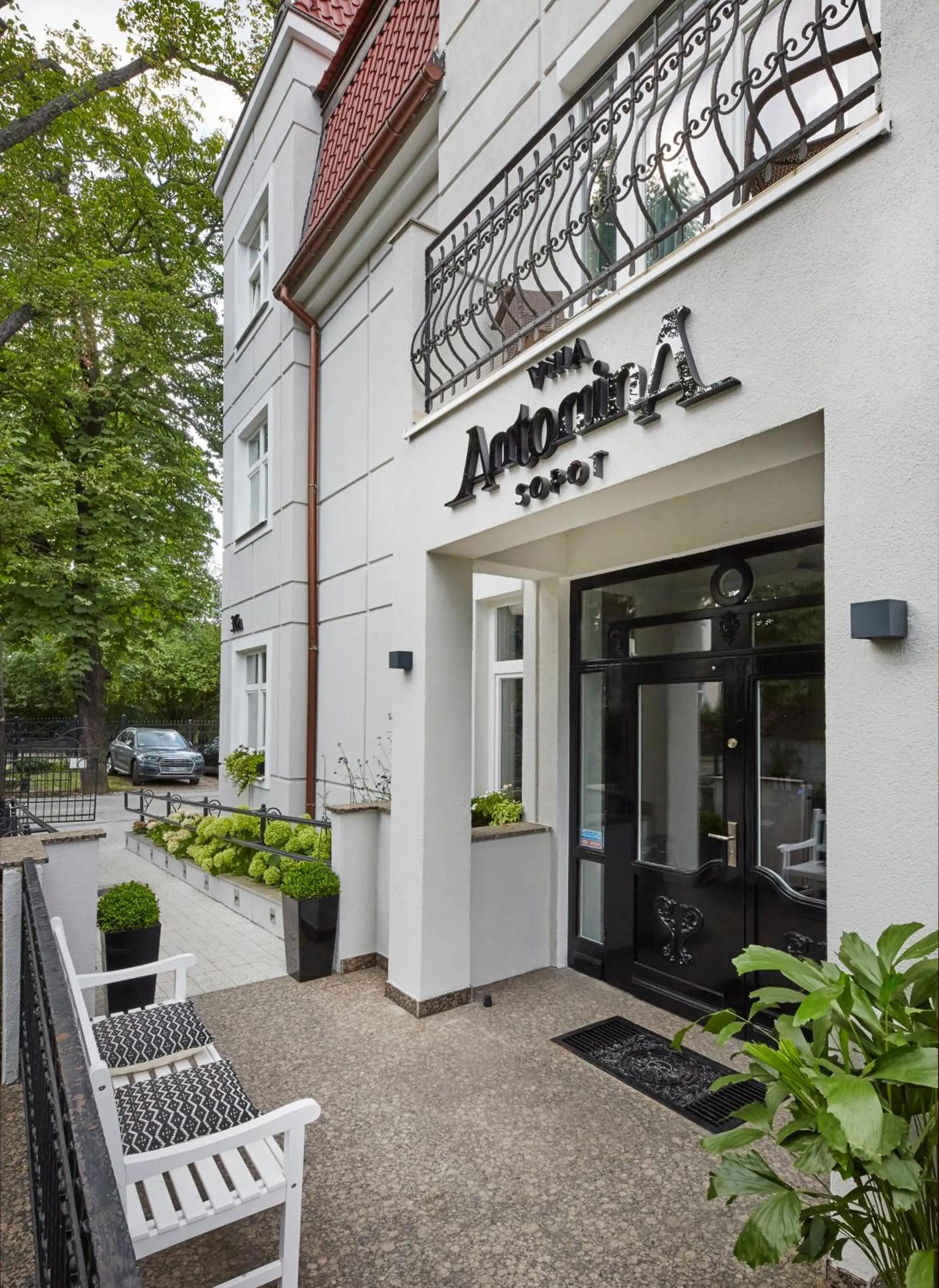 Facade/entrance in Villa Antonina