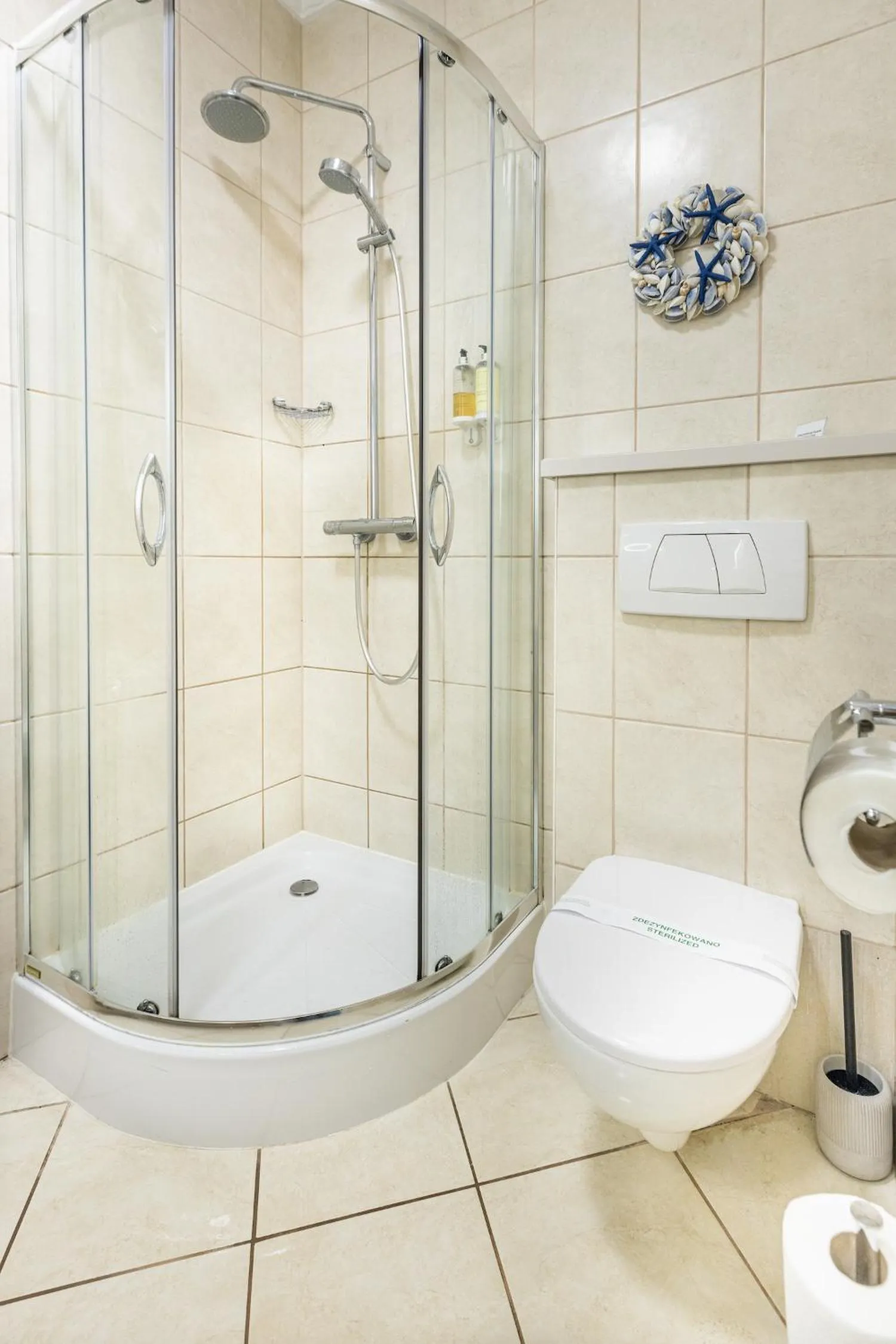 Shower in Villa Antonina