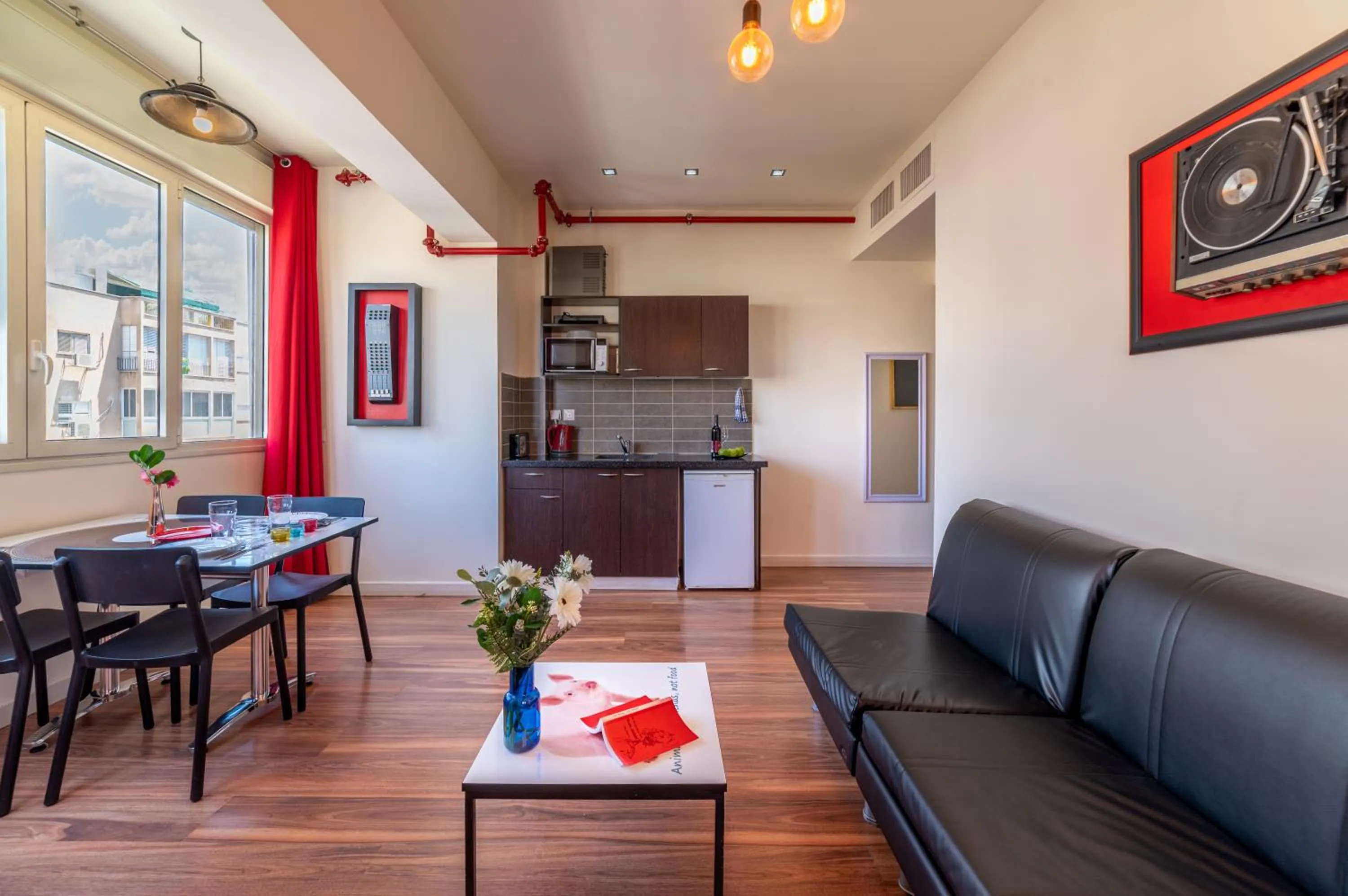Living room in Ben Yehuda Apartments