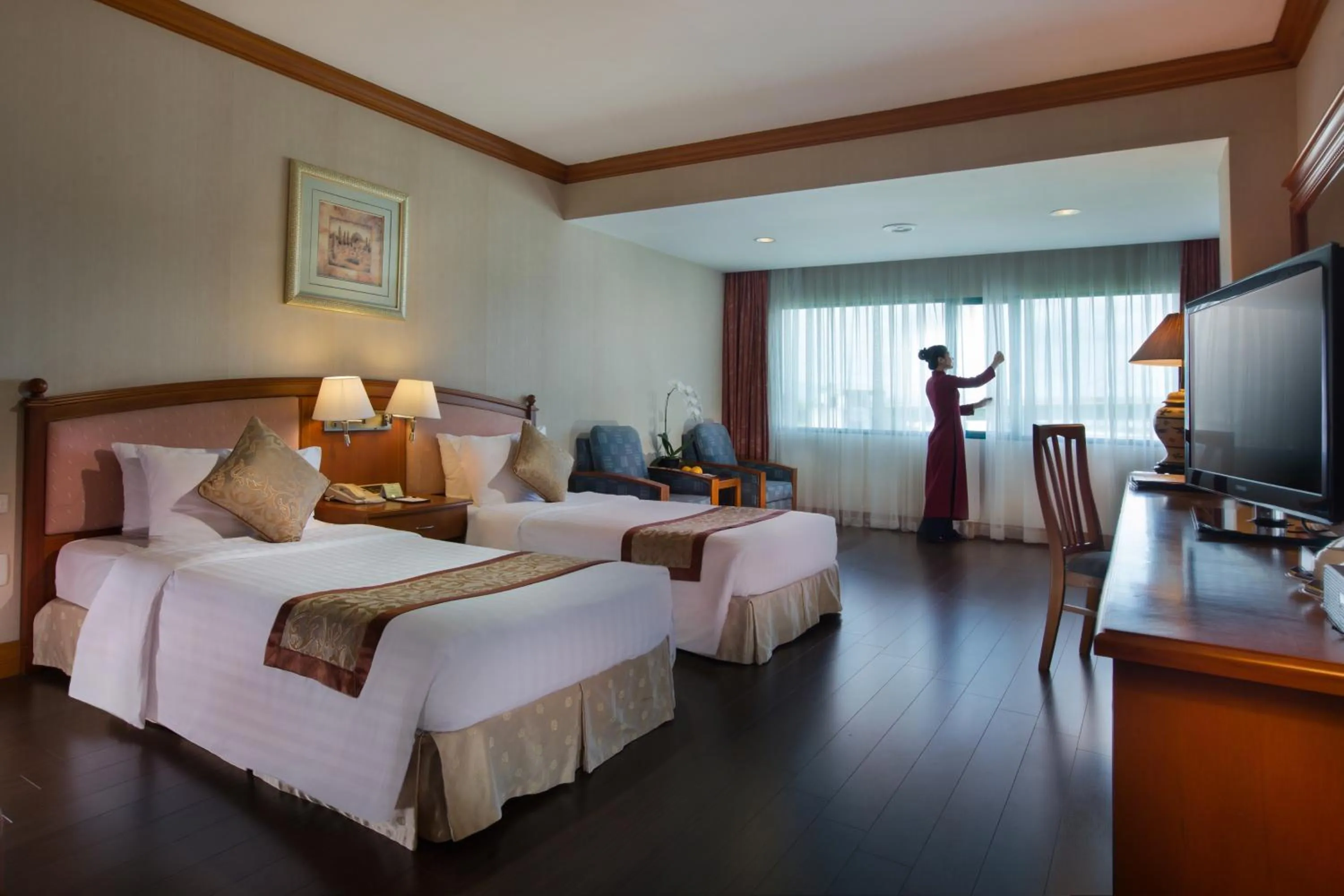 Day, Bed in Halong Plaza Hotel