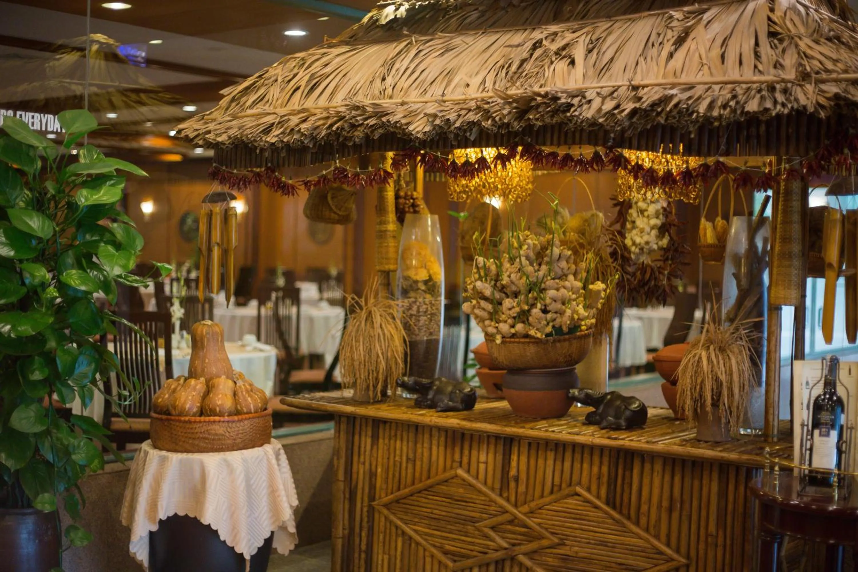 Decorative detail in Halong Plaza Hotel