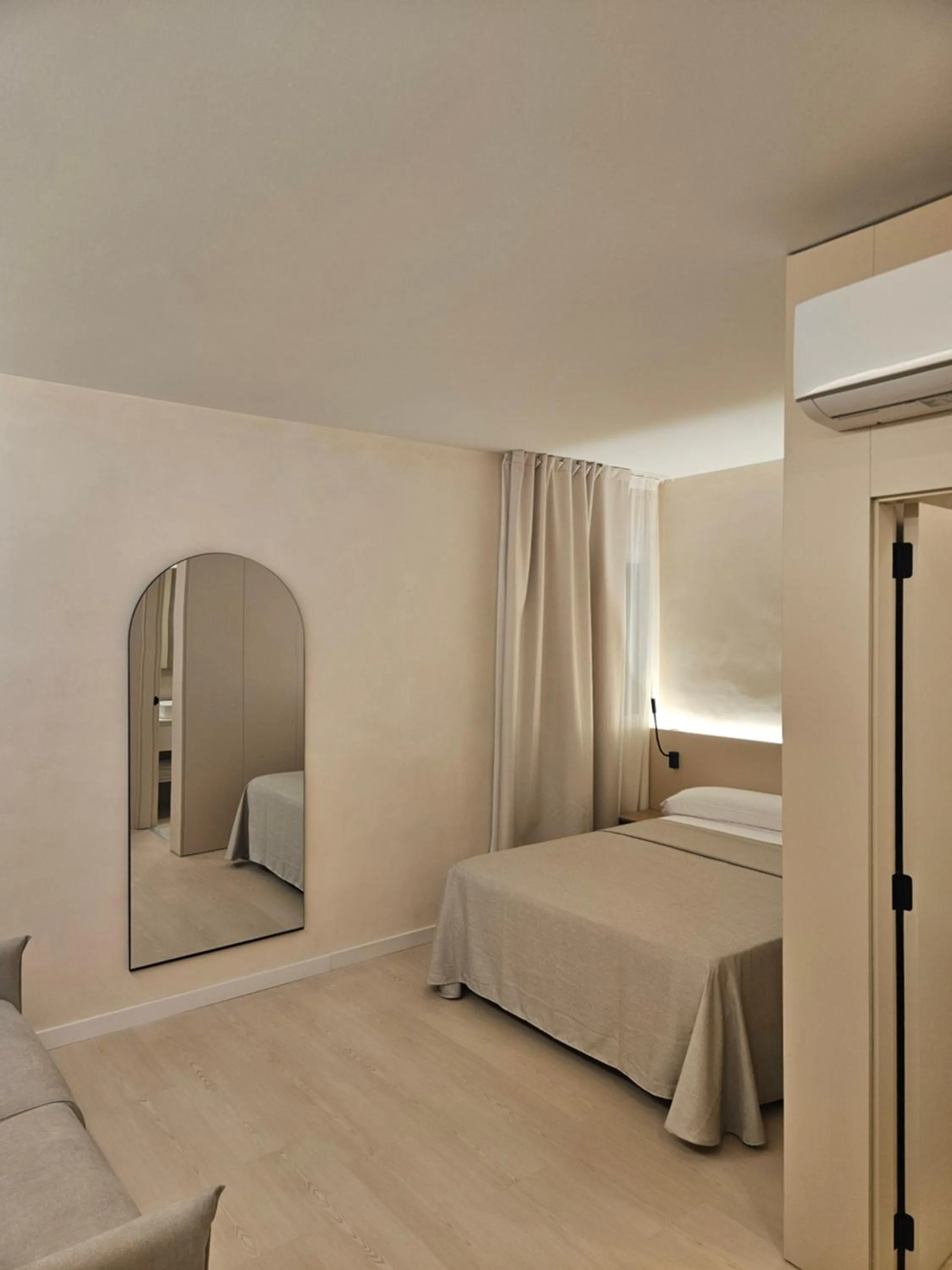 Photo of the whole room, Bed in El Globo