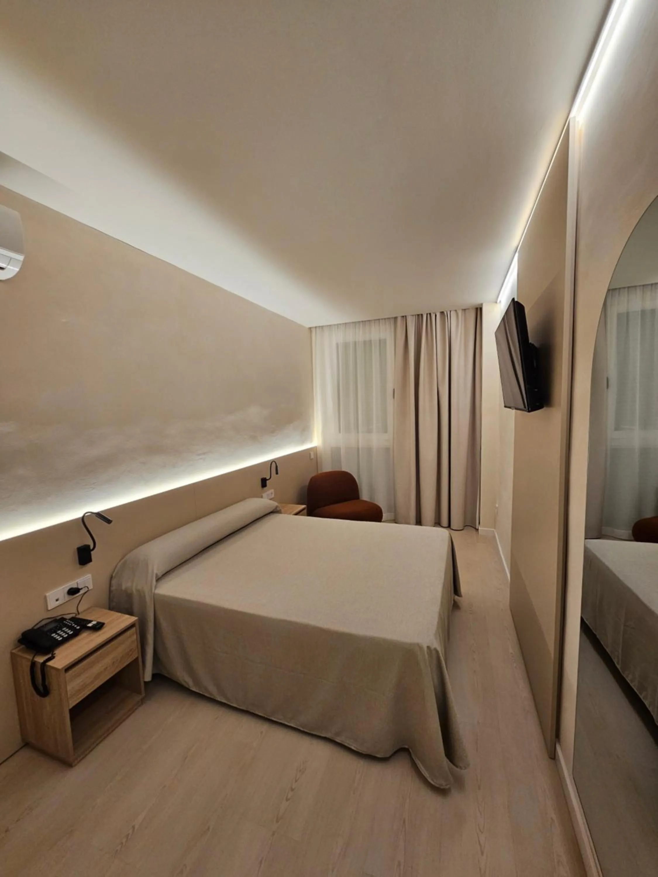 Photo of the whole room, Bed in El Globo