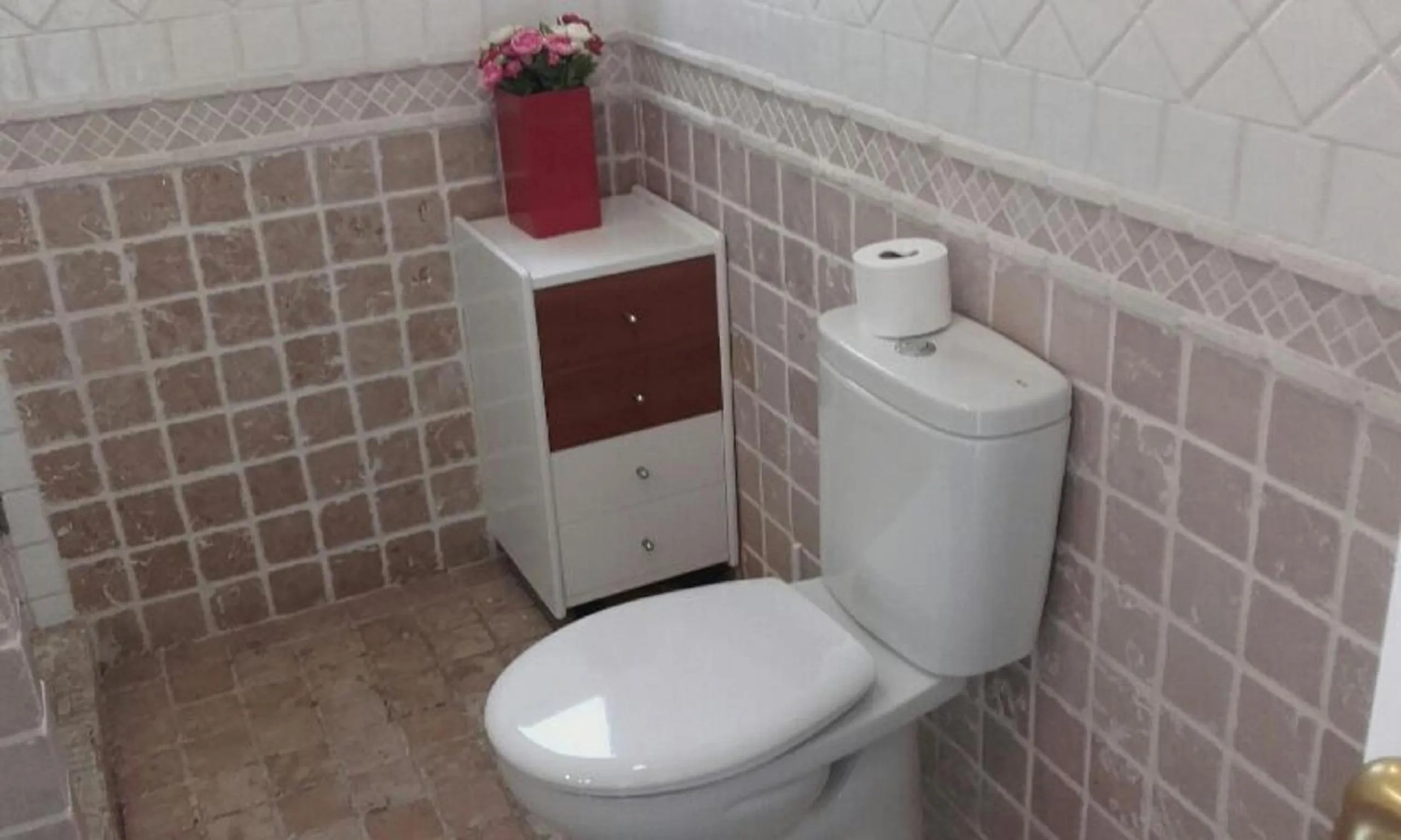 Bathroom in El Globo