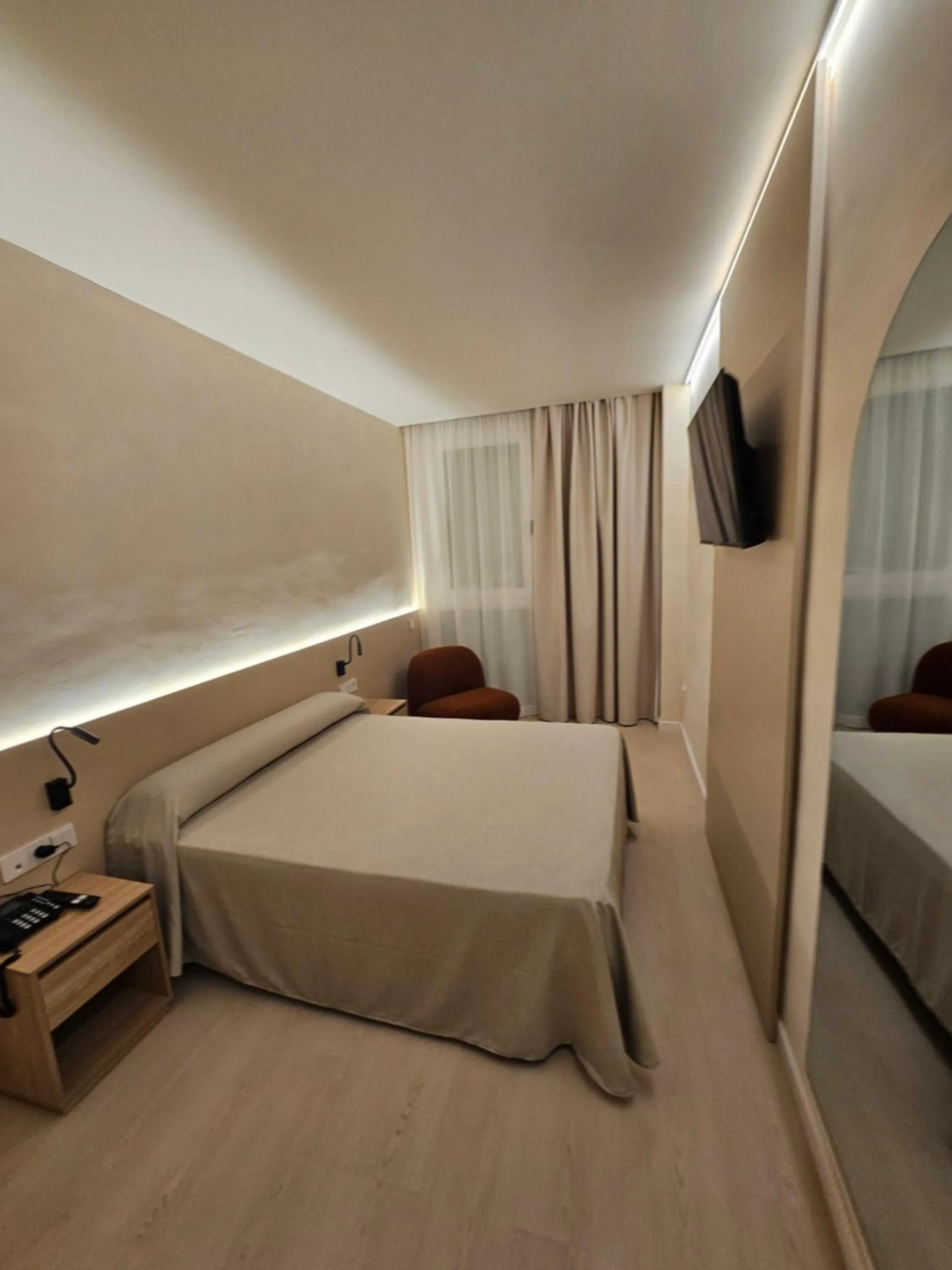 Photo of the whole room, Bed in El Globo