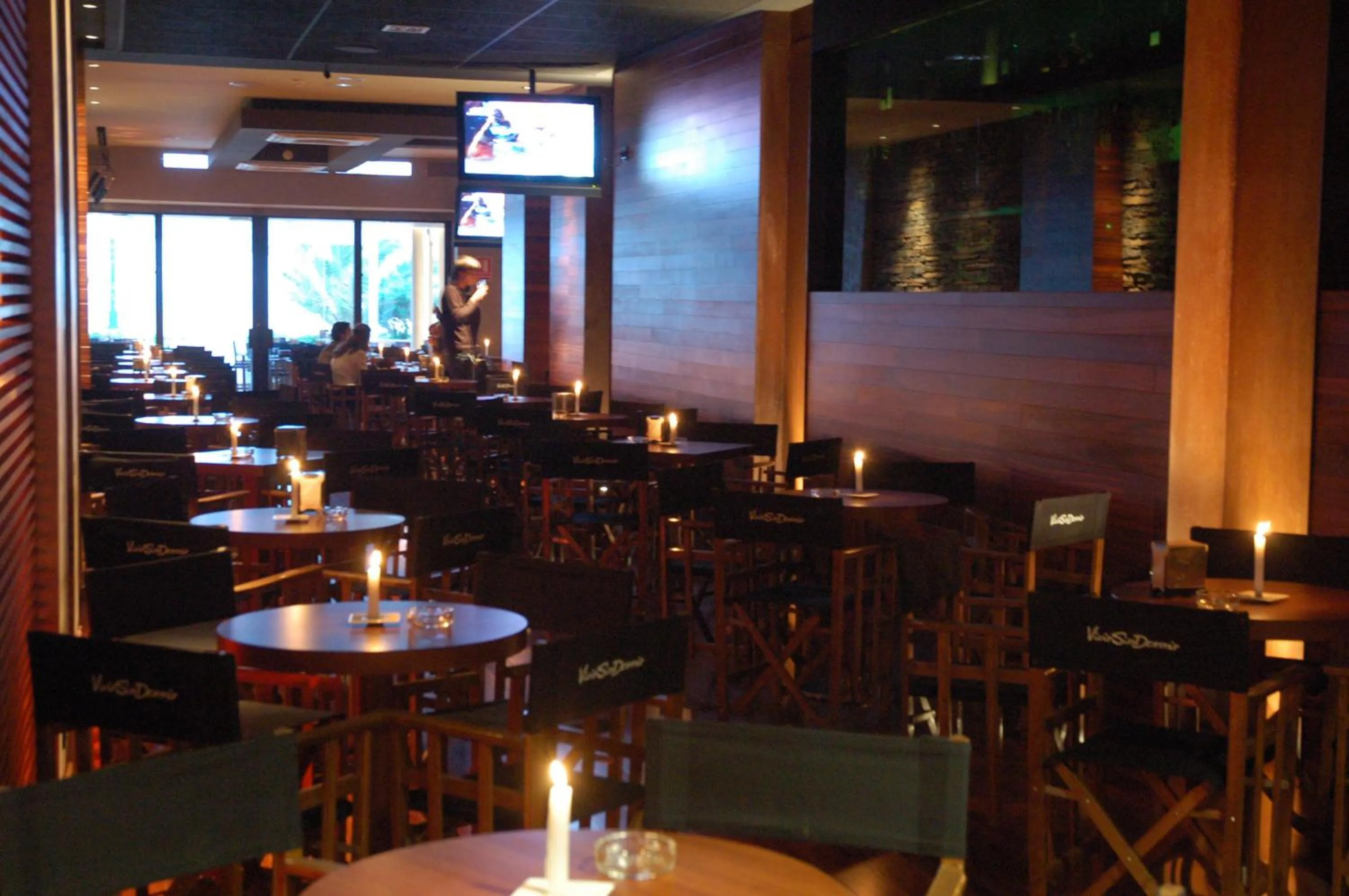 Restaurant/places to eat in El Globo