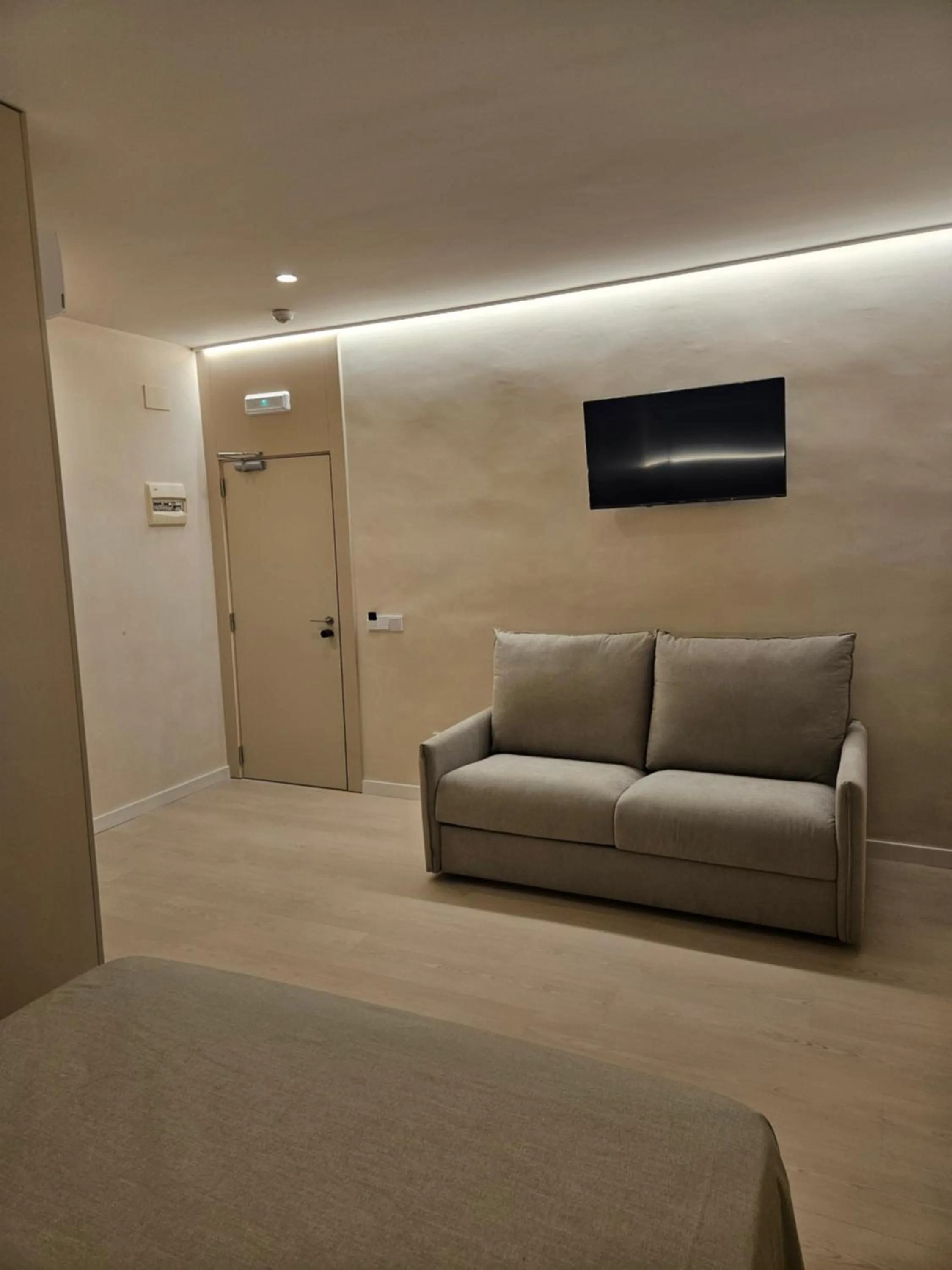 Photo of the whole room in El Globo