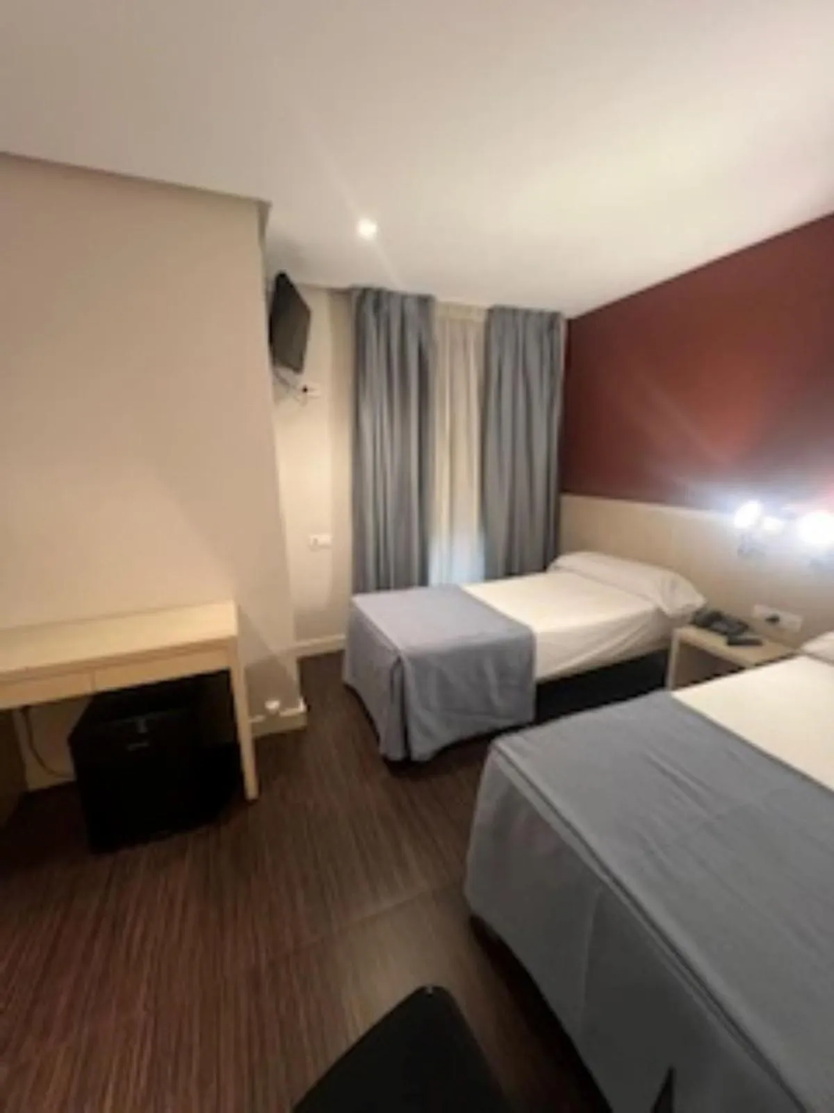 Photo of the whole room, Bed in El Globo